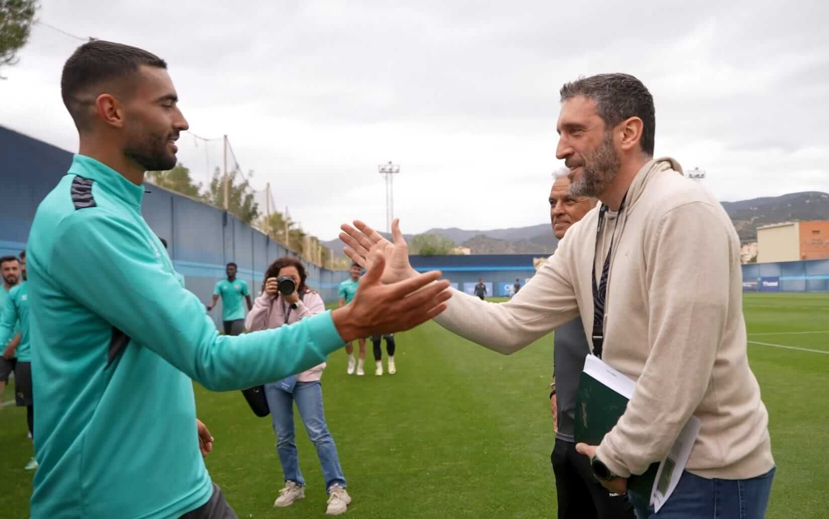  Ibon Navarro, junto a Einar y Sergio Pellicer en un entrenamiento boquerón.