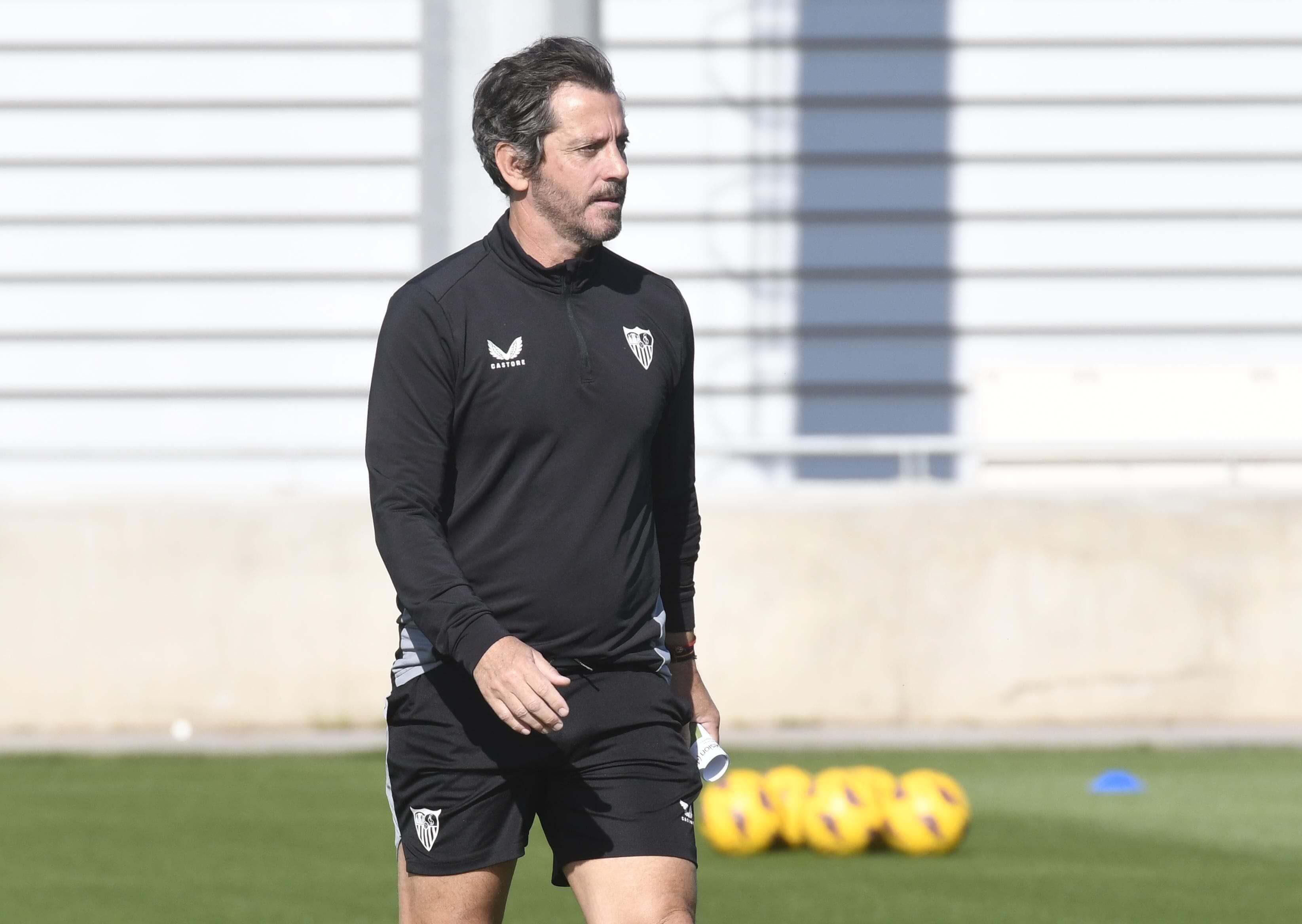  Quique Sánchez Flores, en el entrenamiento
