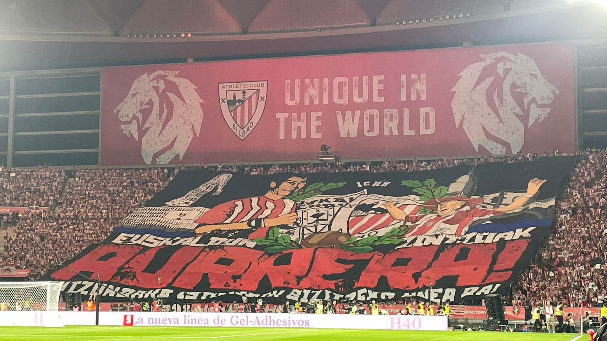  Tifo de la afición del Athletic Club en la final de Copa del rey de abril de 2024.