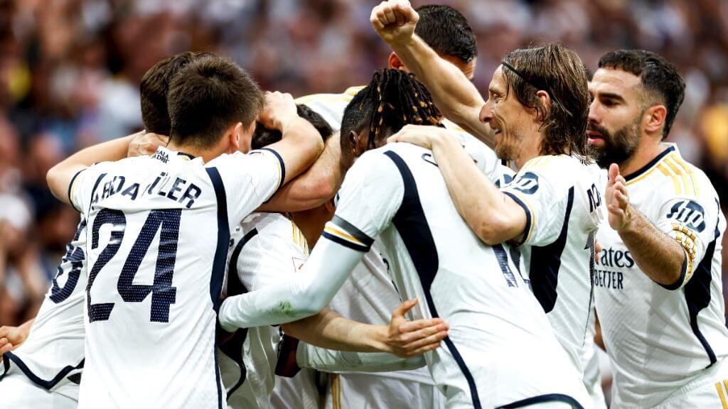  Celebración del Real Madrid tras un gol al Cádiz.