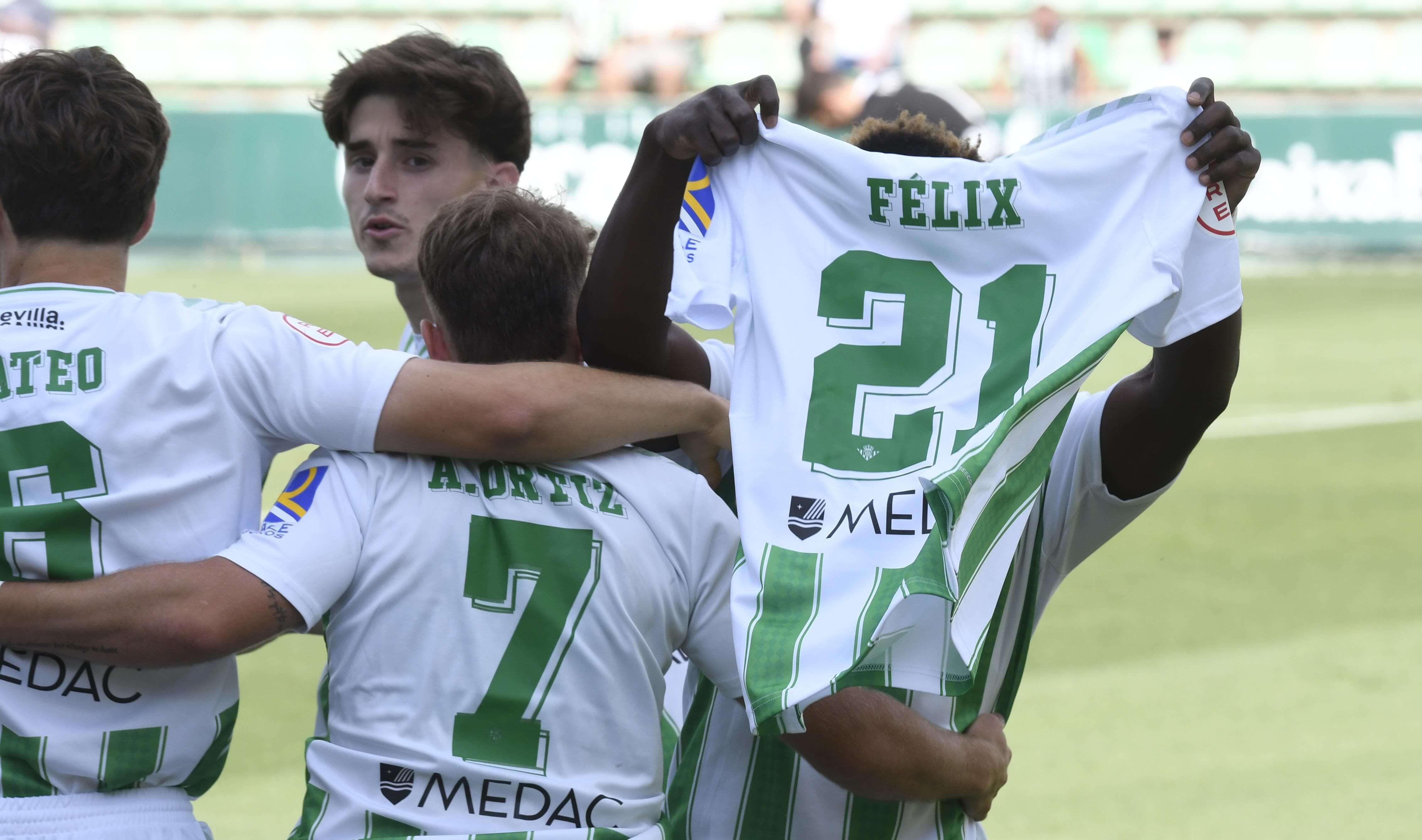  Mawuli Mensah dedicó el gol a Félix Garreta