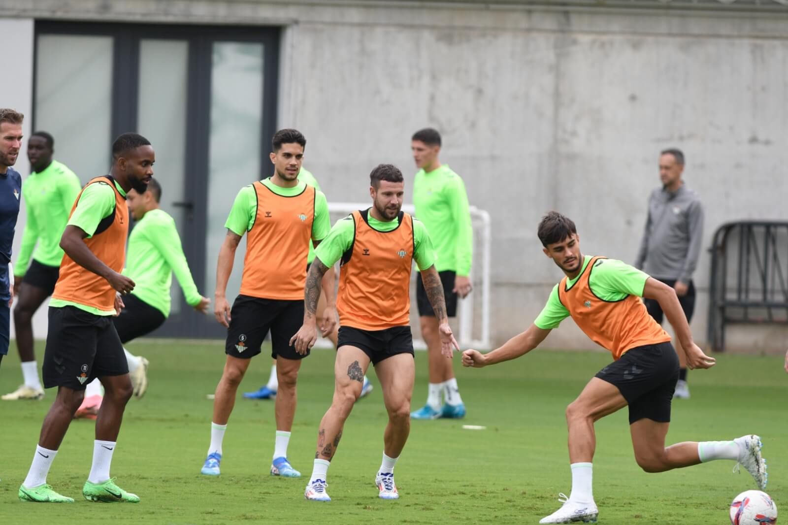  Los jugadores de Real Betis en un reciente entrenamiento