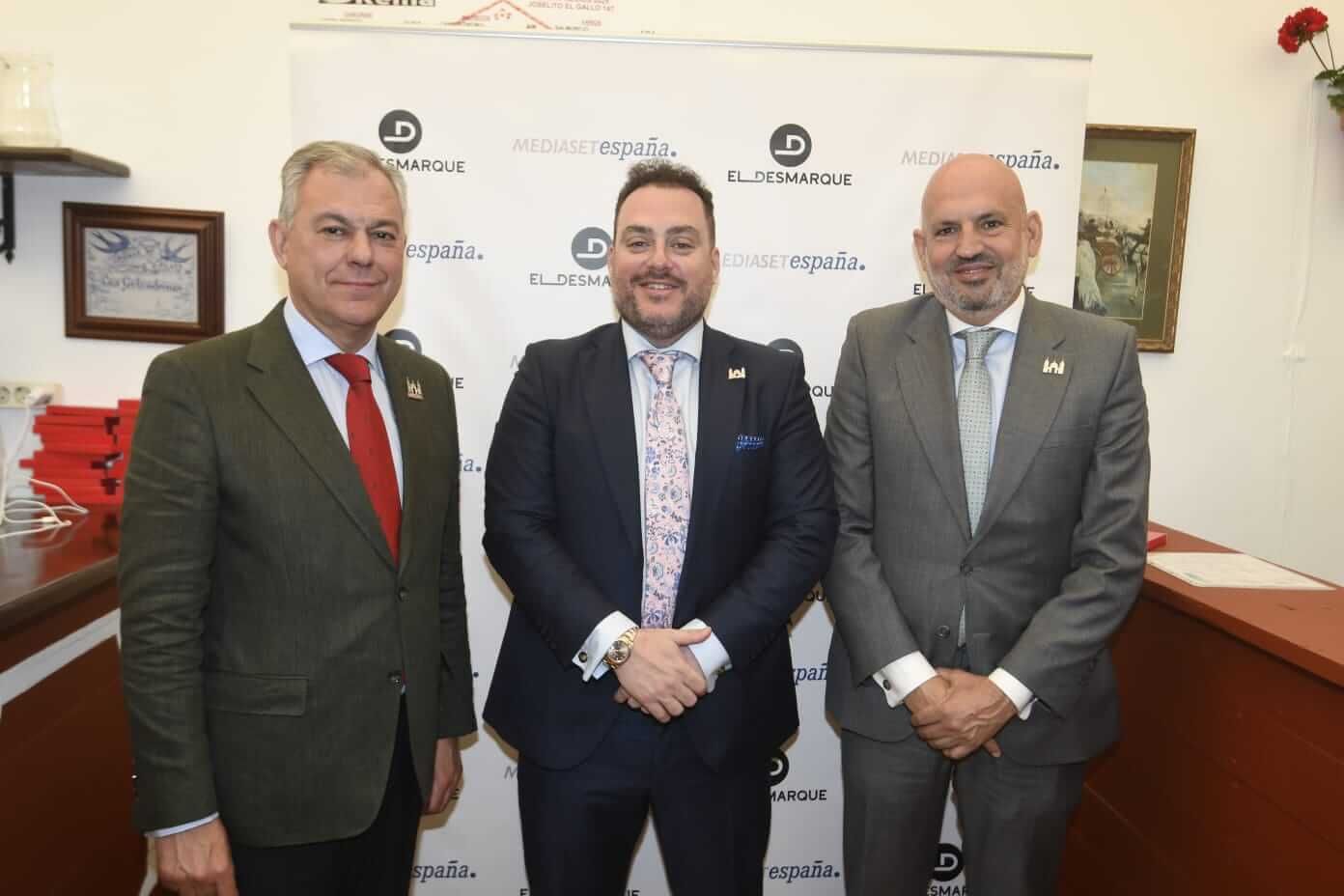 José Luis Sanz, Manolo Alés y Fede Quintero, en la Feria con ElDesmarque.