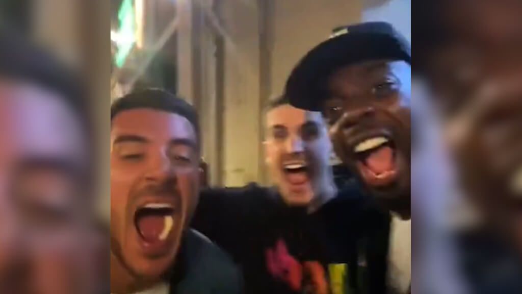  Iñaki Williams, Yuri Berchiche y Guruzeta, de fiesta