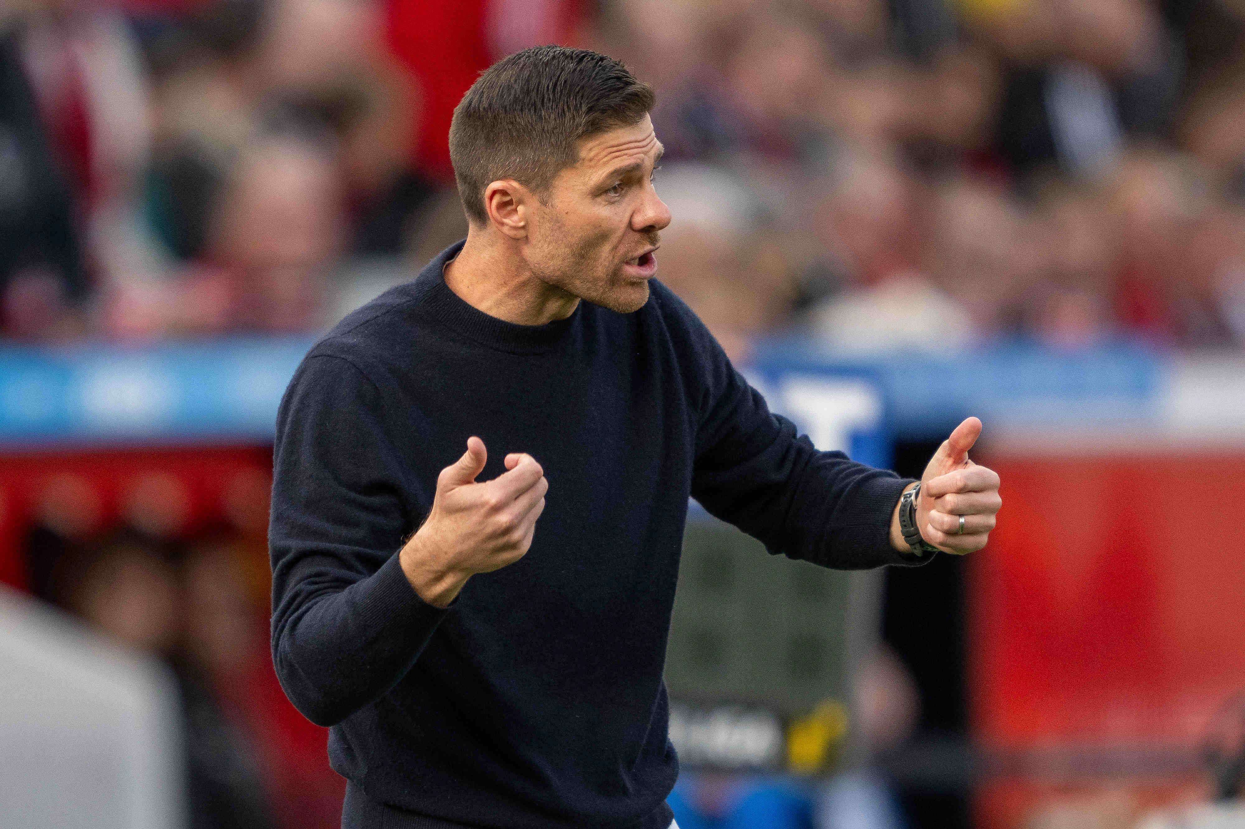 Xabi Alonso volverá a Anoeta como técnico rival.