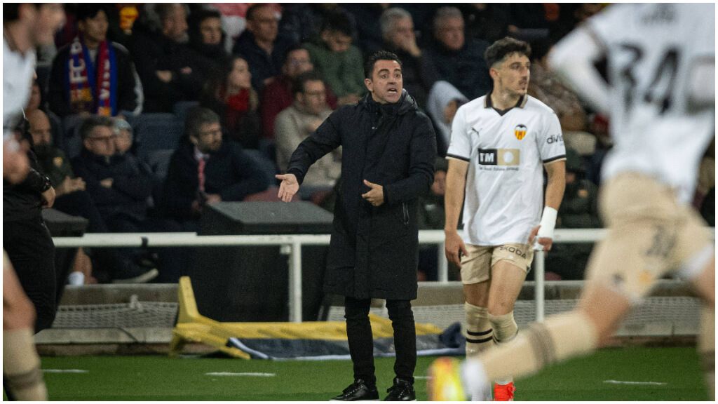  Xavi Hernández, durante el Barcelona-Valencia disputado en Montjuic