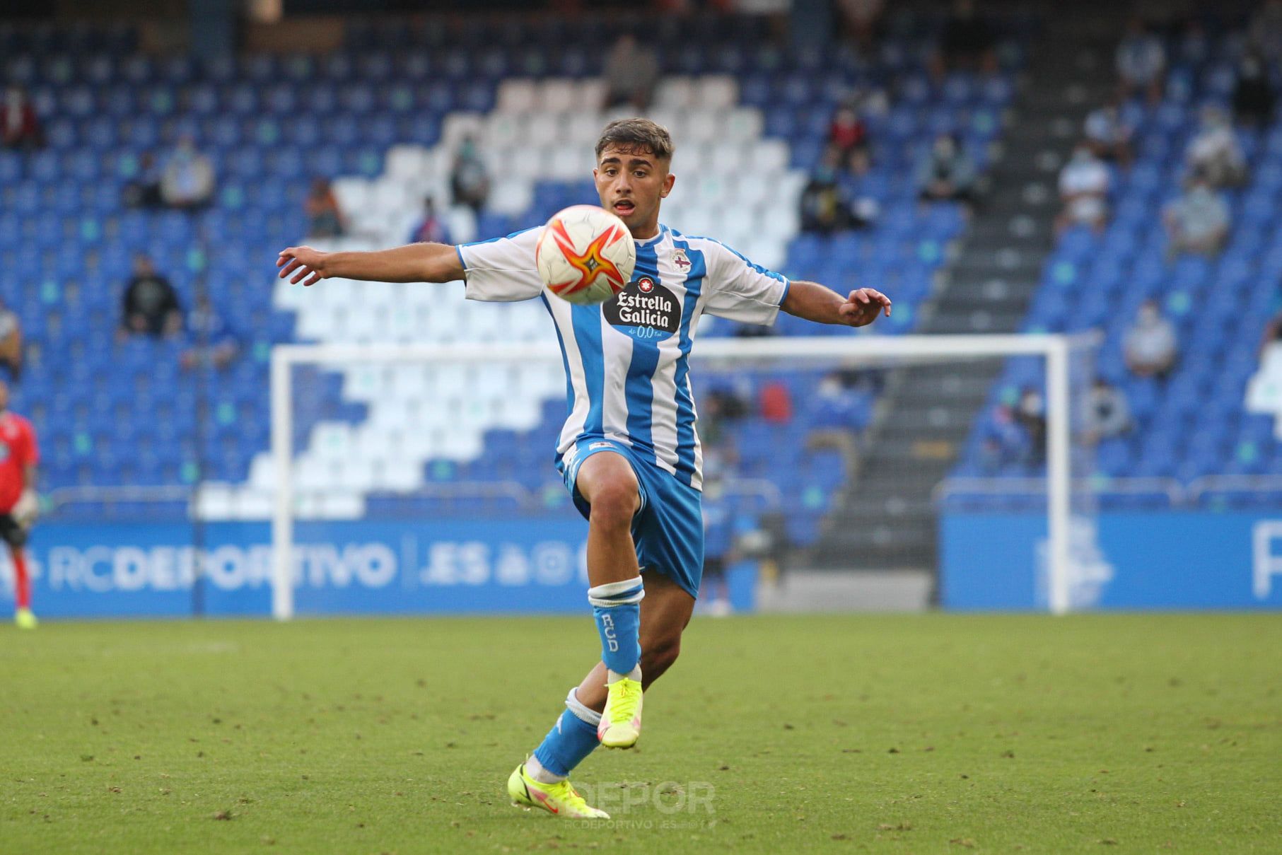  Yeremay durante un partido con el Dépor en Riazor.