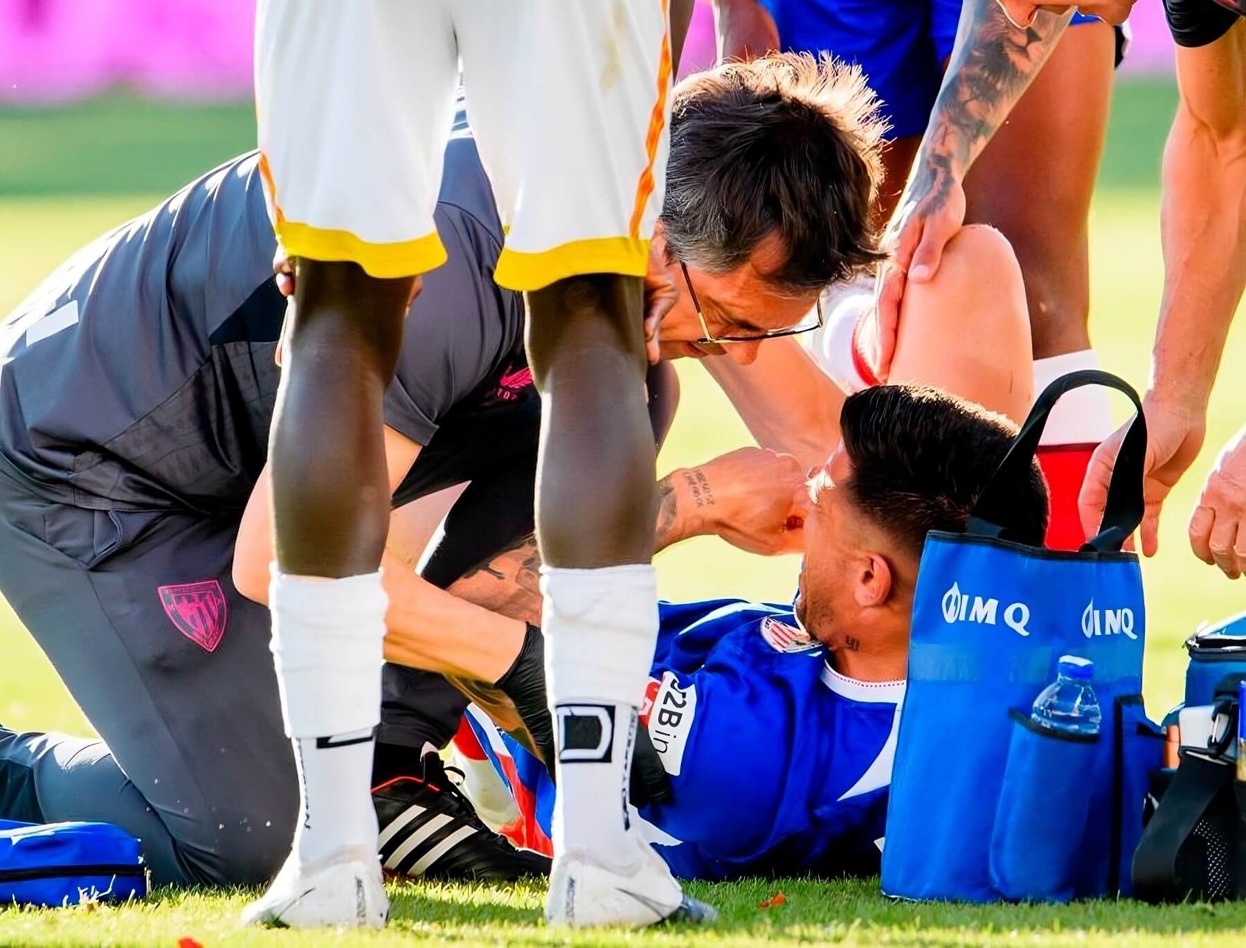  La lesión de Yuri Berchiche ante el Rayo en Vallecas.