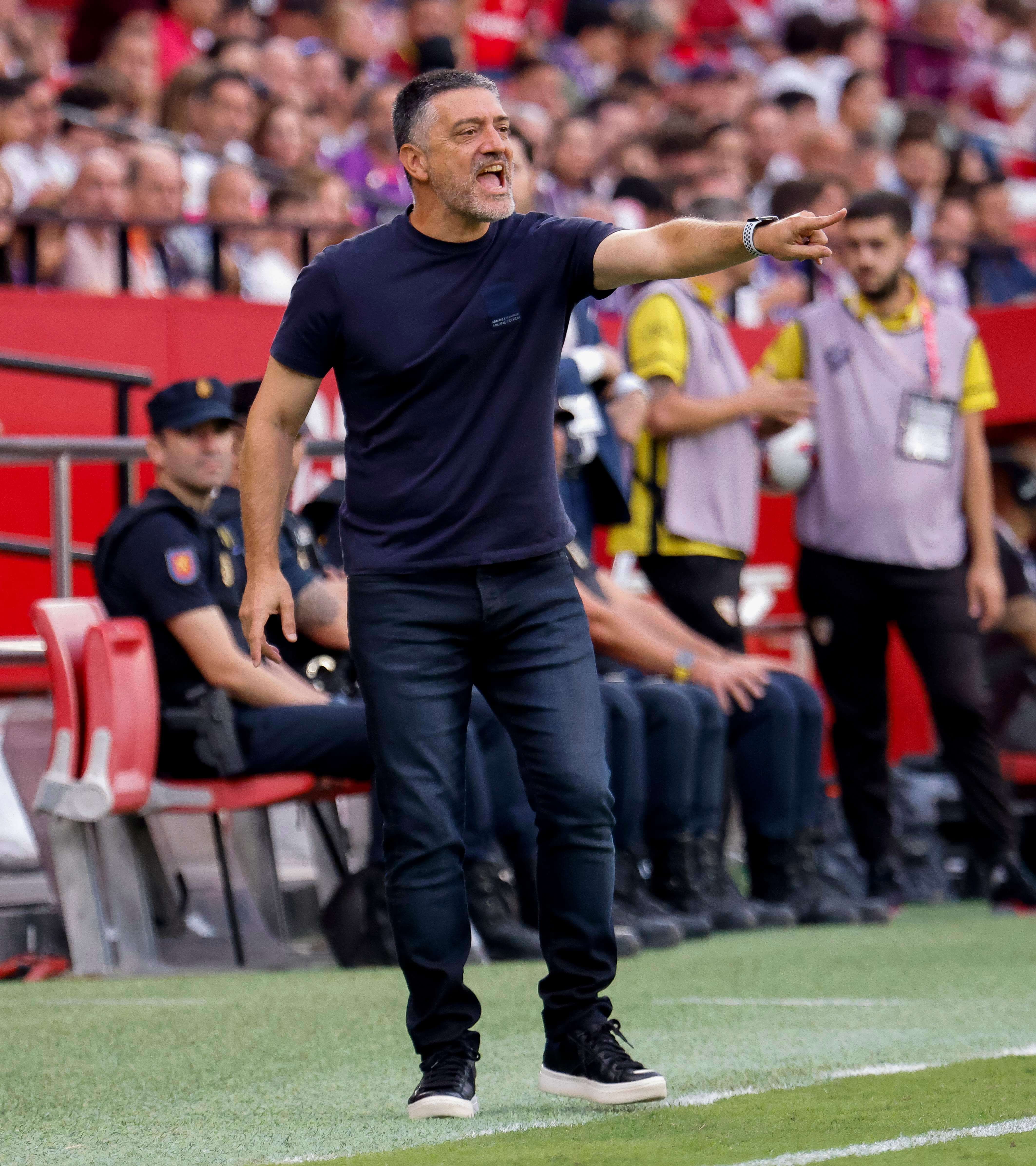  García Pimienta ante el Valladolid (Cordon Press)