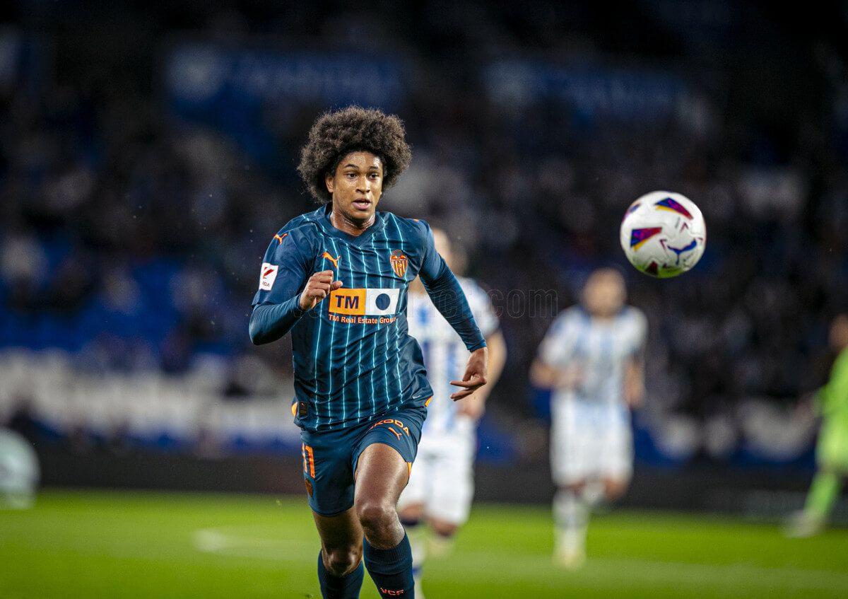 Peter Federico, ante la Real Sociedad.