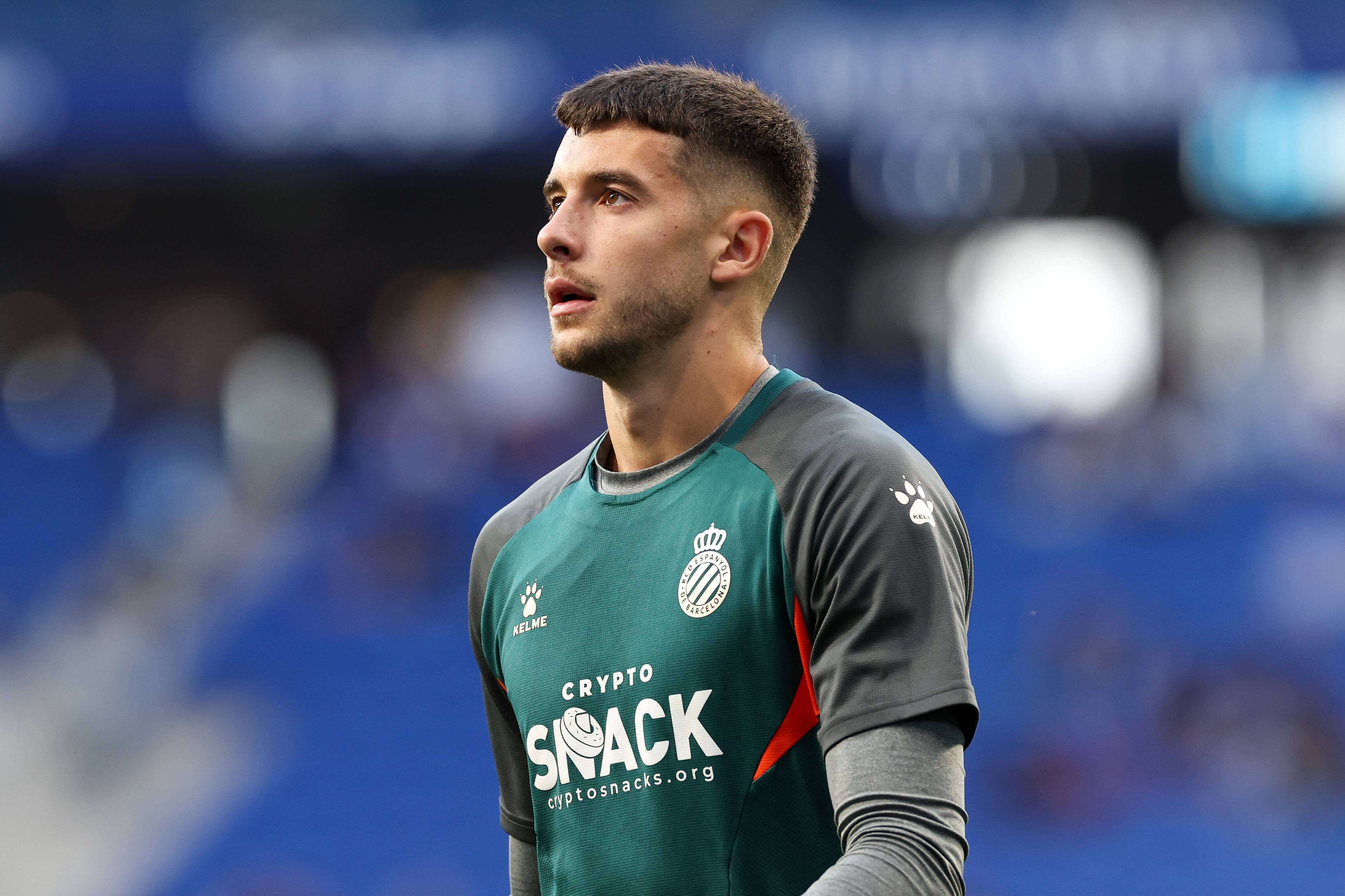  Joan García, en un calentamiento del Espanyol (FOTO: Cordón Press).