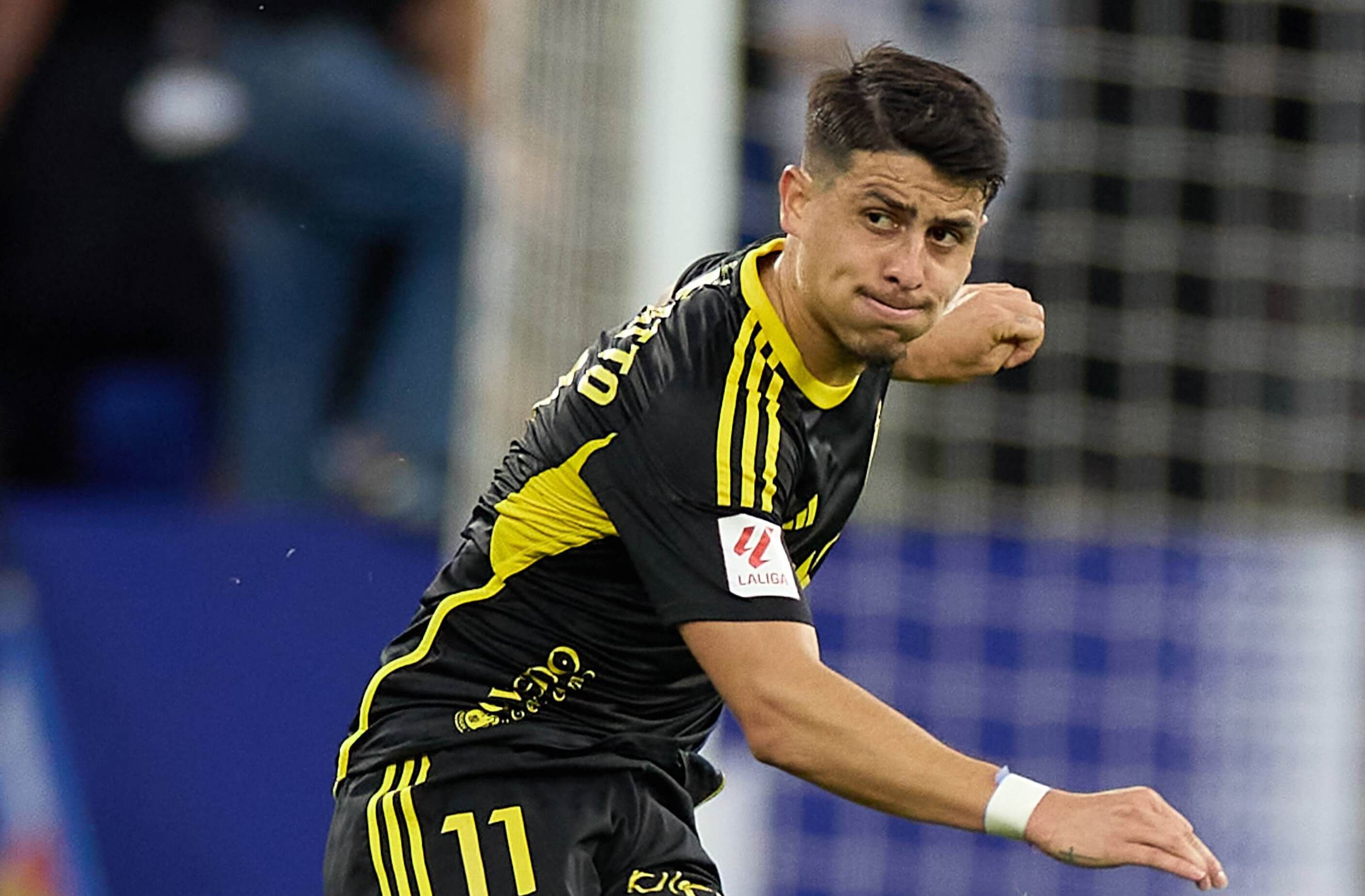 Santiago Colombatto, en un partido del Real Oviedo.