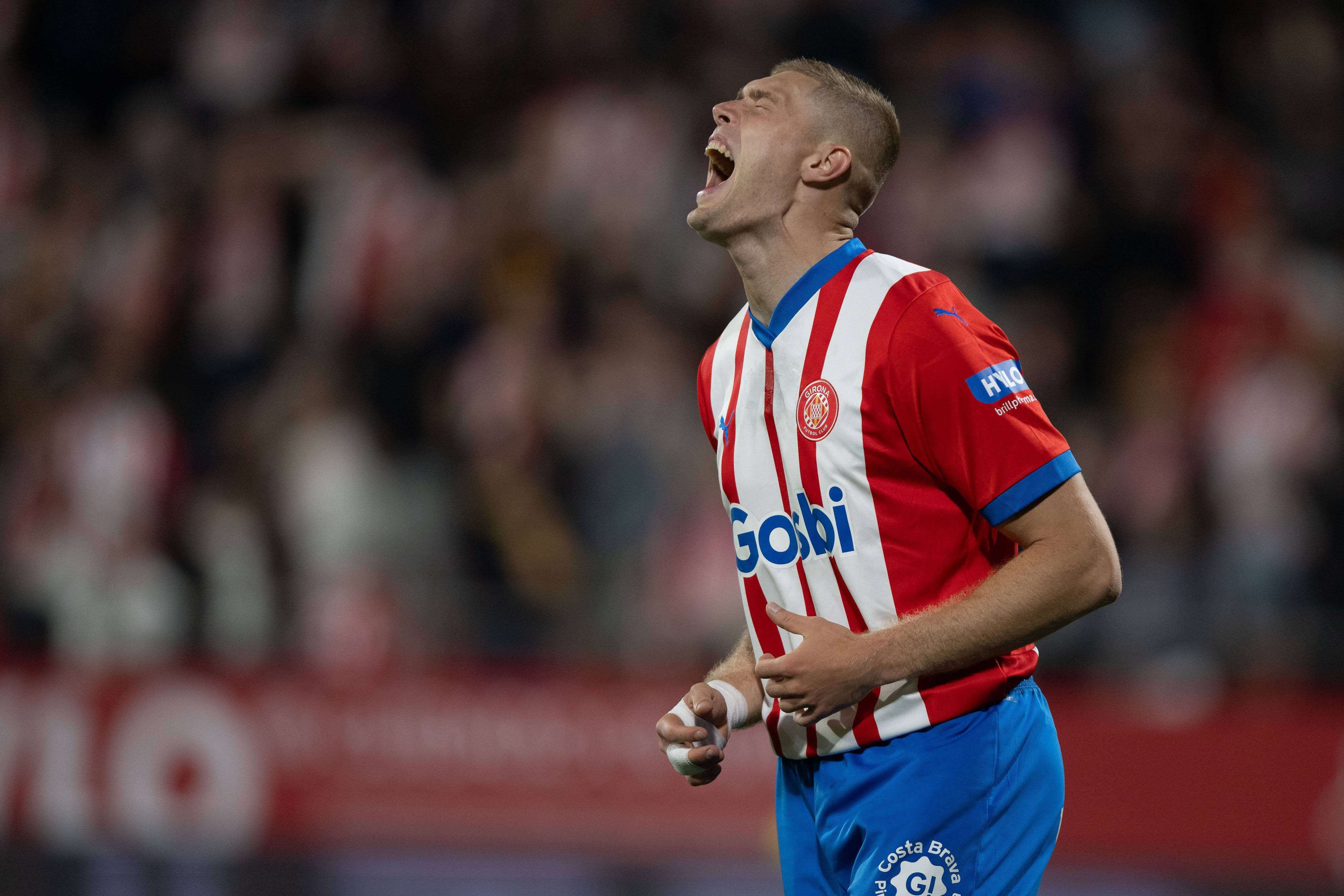  Artem Dovbyk jugando con el Girona (Cordon Press)