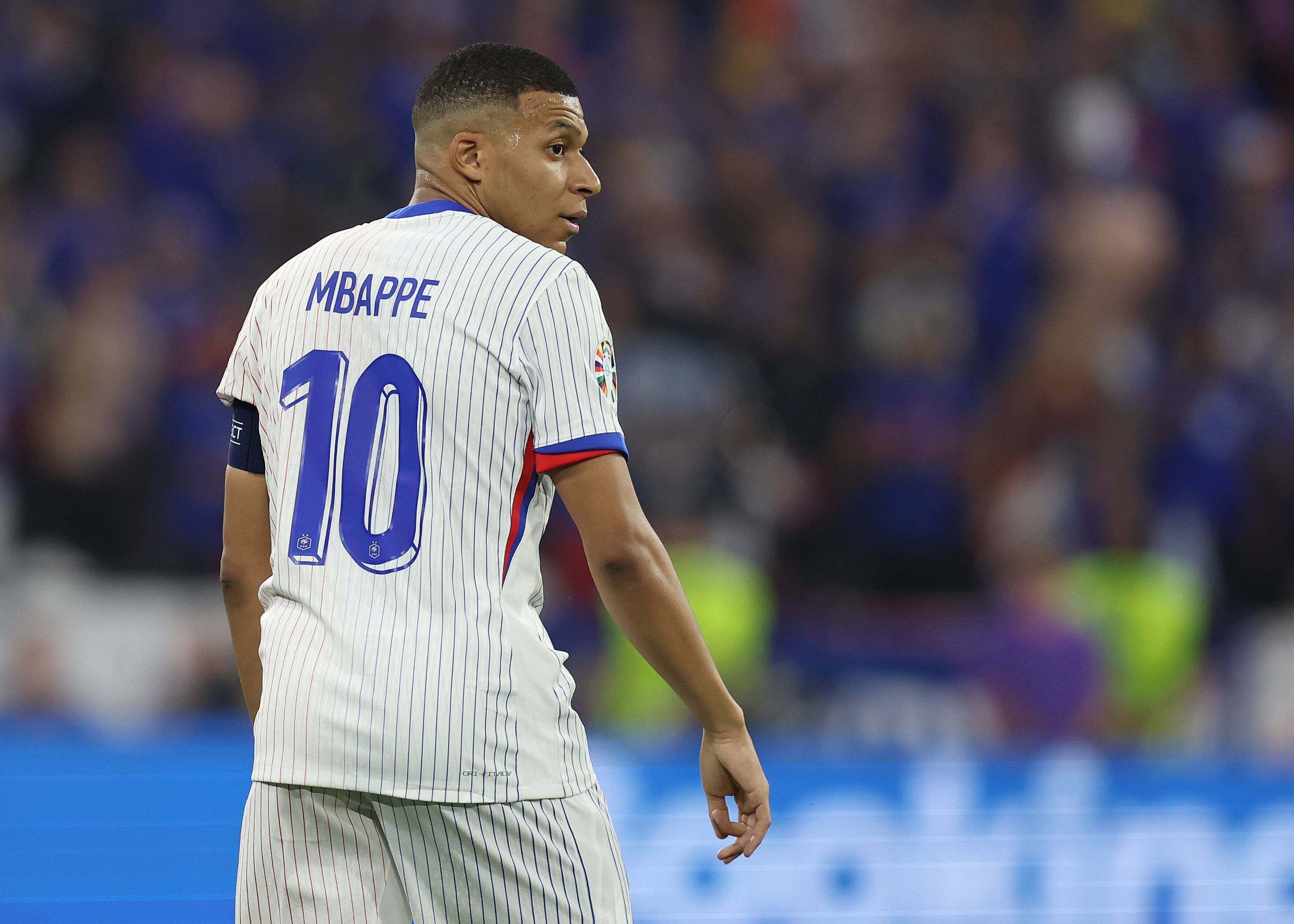  Kylian Mbappé después de fallar su ocasión contra España (Cordon Press)