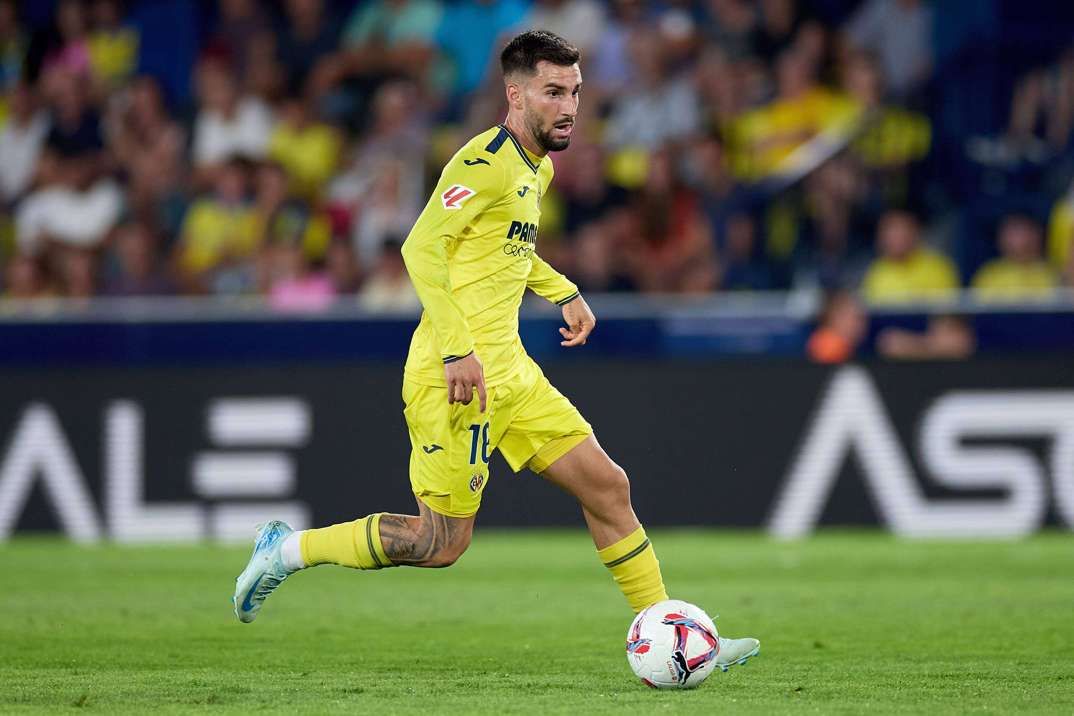  Álex Baena, en un partido con el Villarreal.