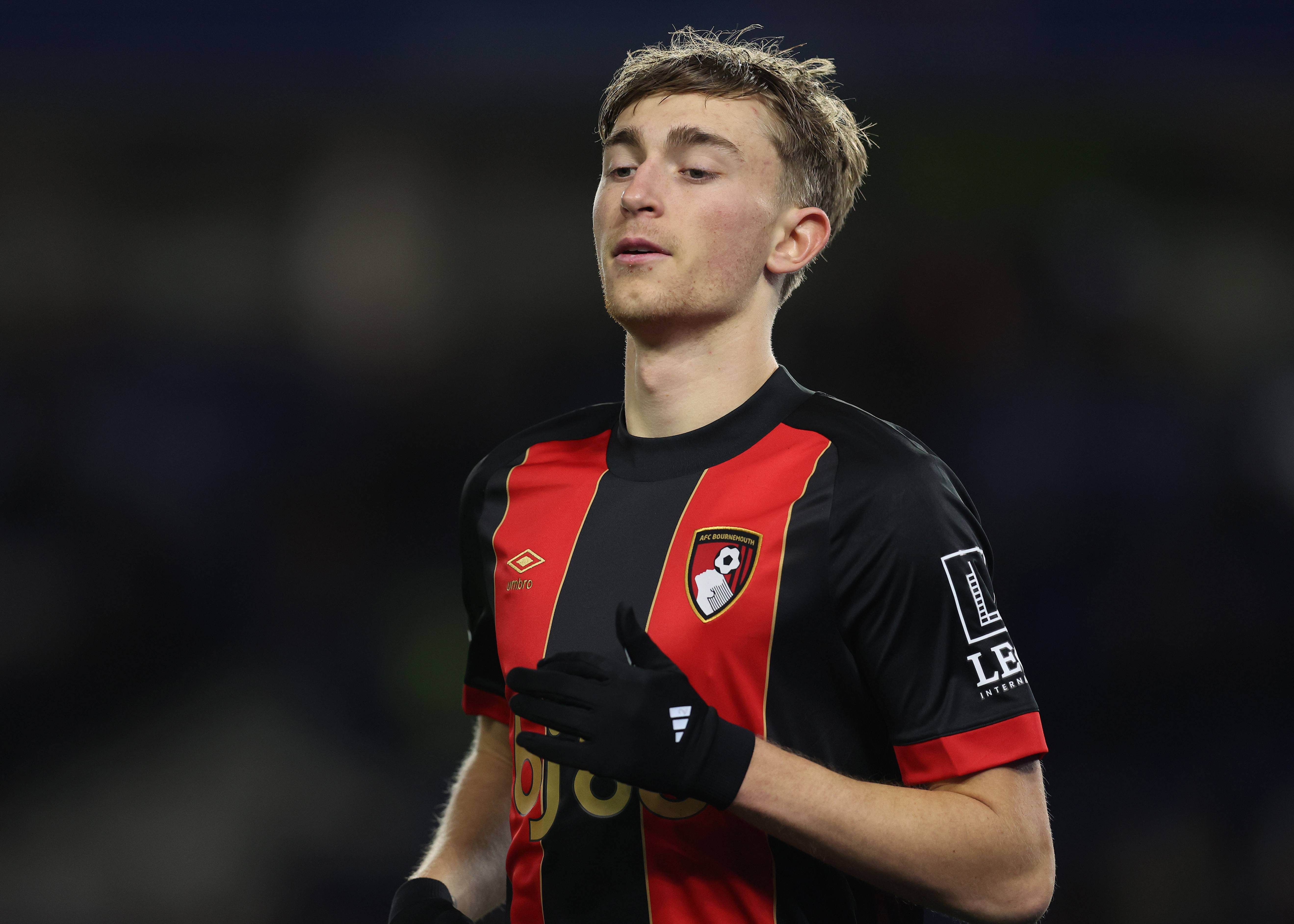  Huijsen, en un partido del Bournemouth (FOTO: Cordón Press).