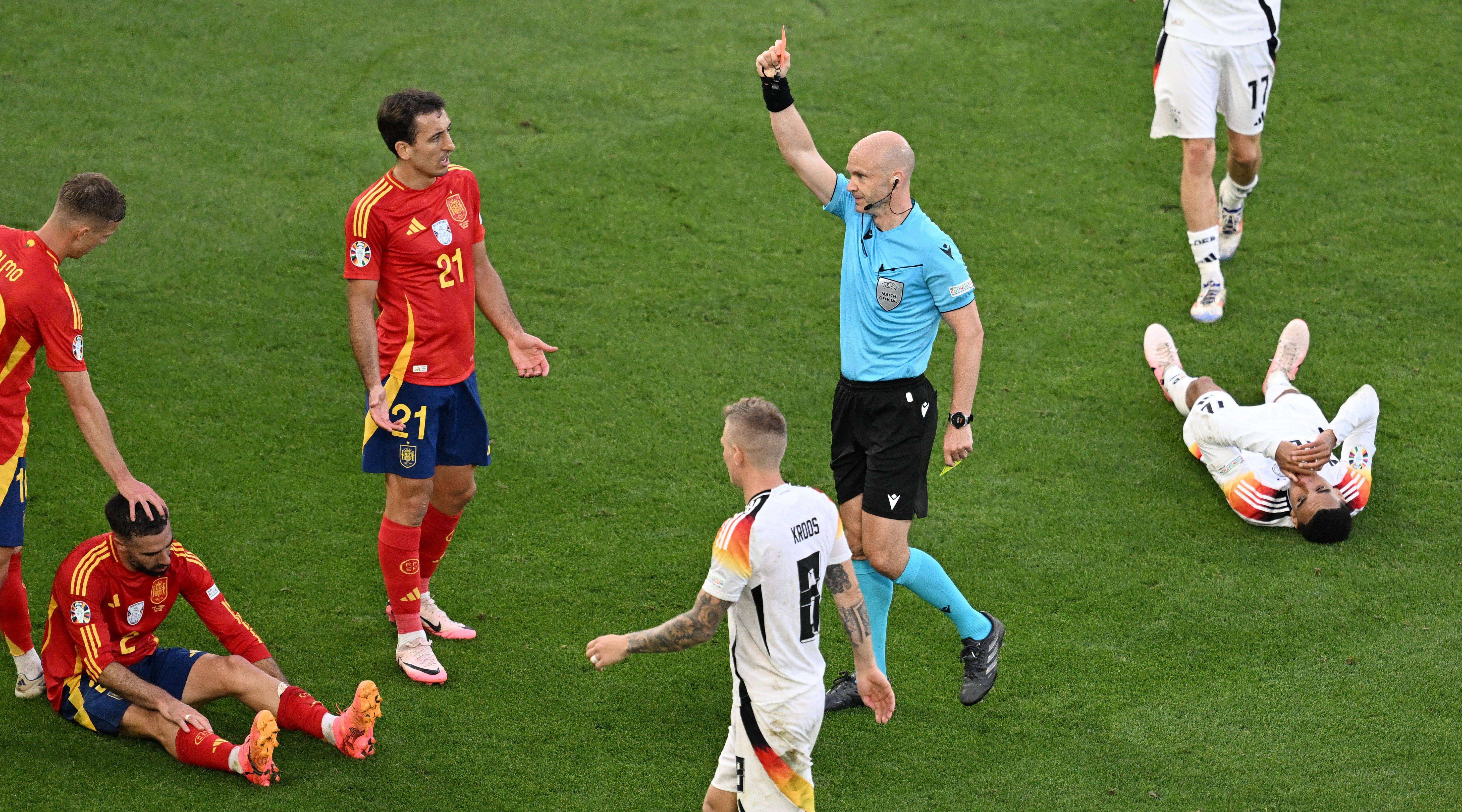  Dani Carvajal, expulsado ante Alemania