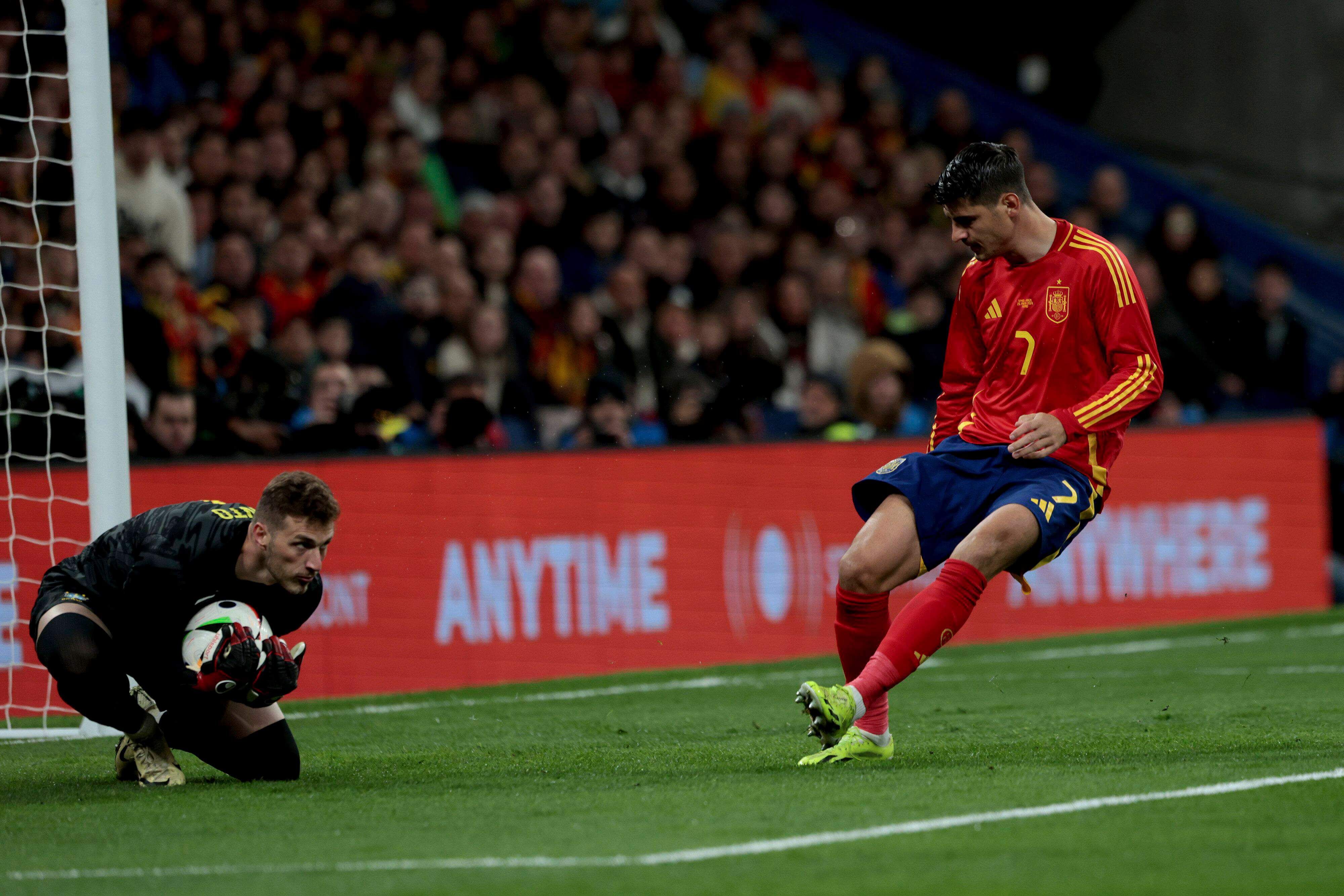 Álvaro Morata en el España-Brasil, en el Santiago Bernabéu
