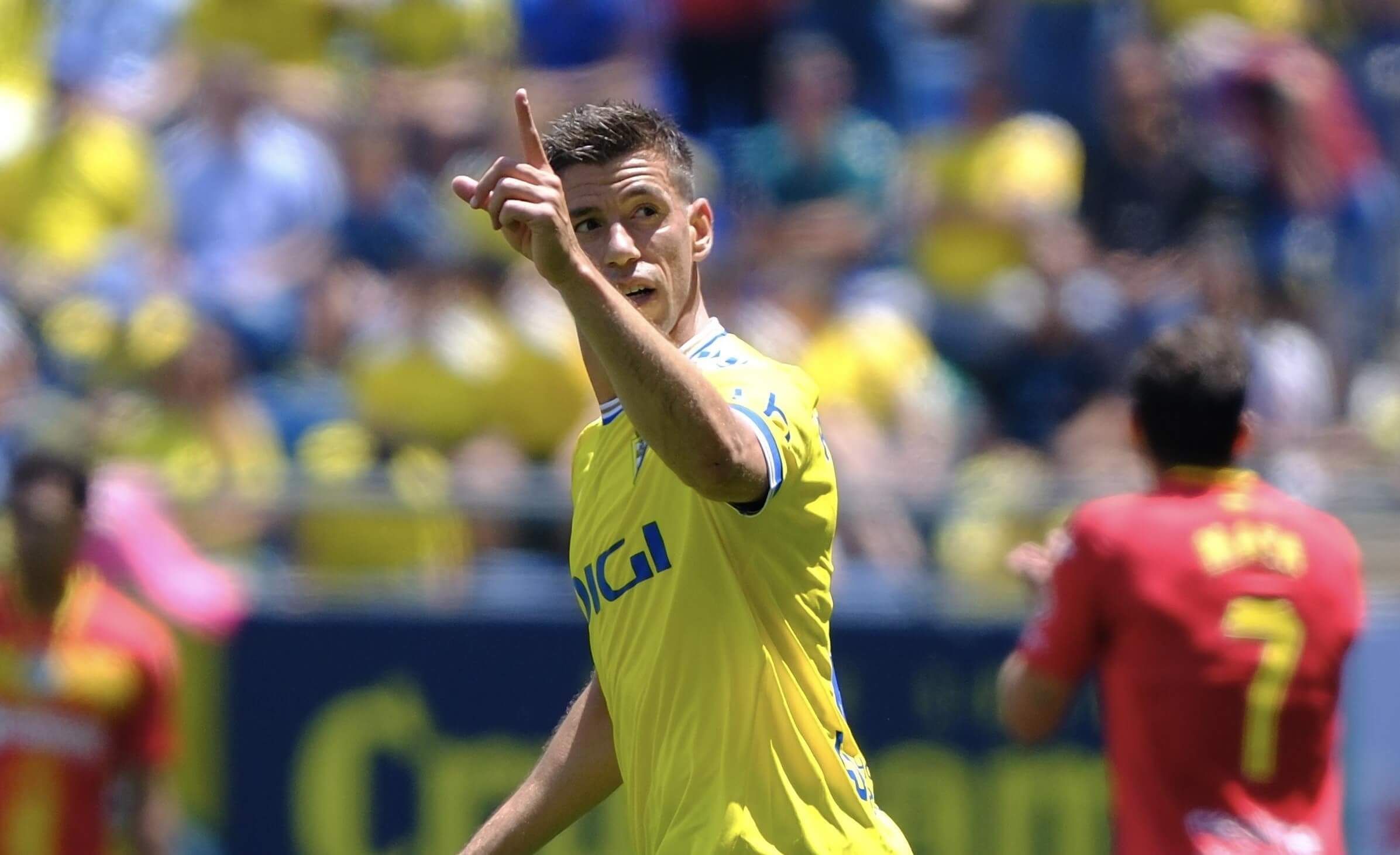 Rubén Alcaraz celebra su gol en el Cádiz - Getafe.
