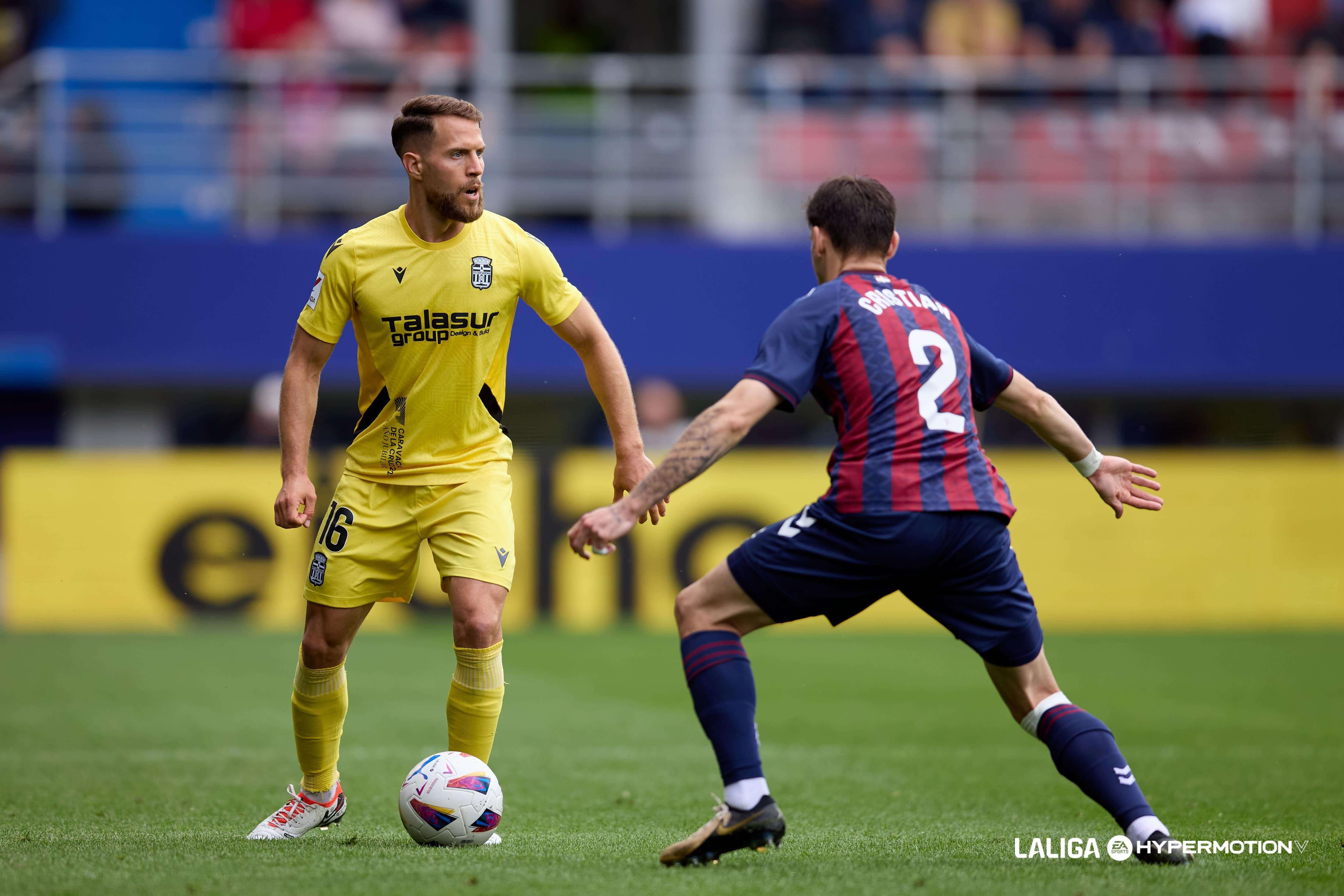  Iván Calero, opción prioritaria del Real Zaragoza para el lateral derecho.