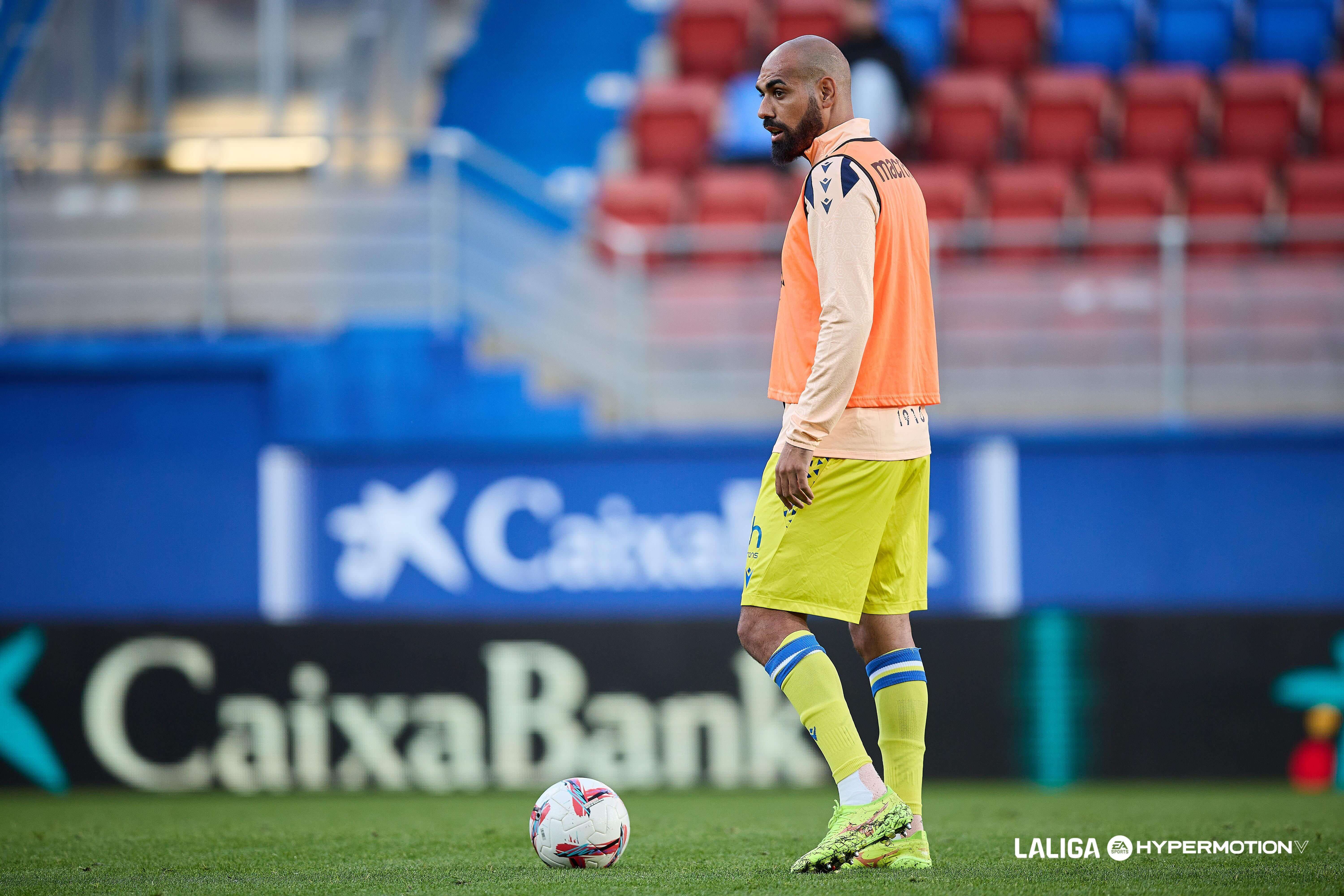  Fali Jiménez, en un partido del Cádiz CF.