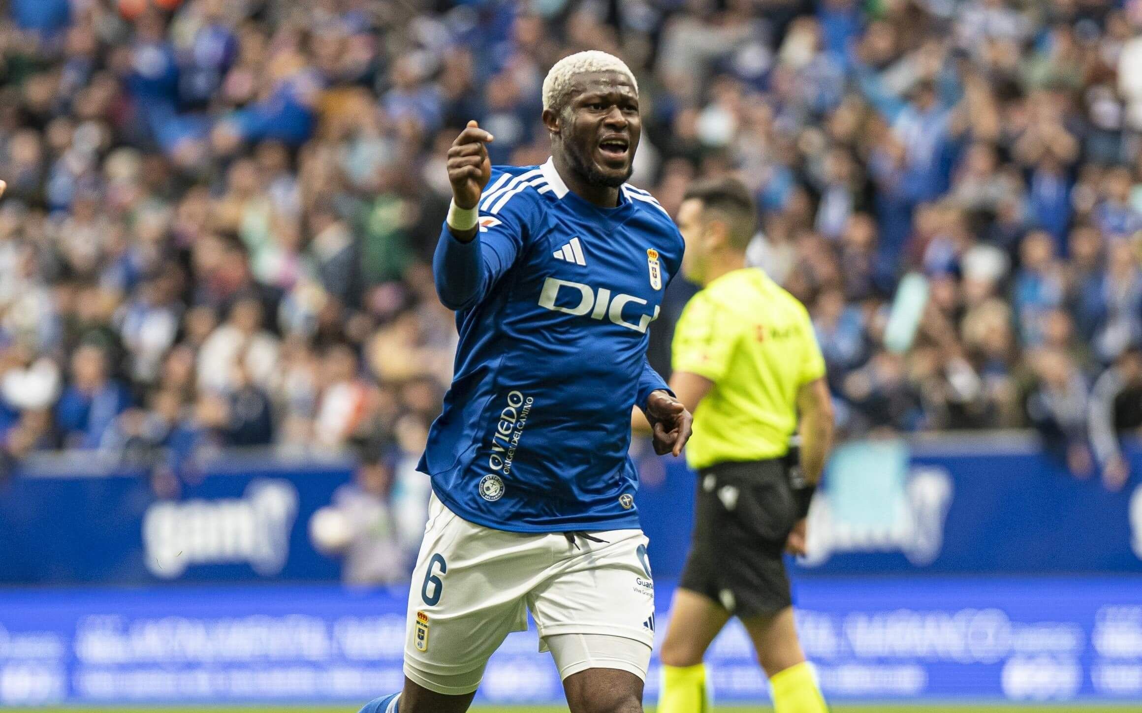  Kwasi Sibo, con el Real Oviedo.