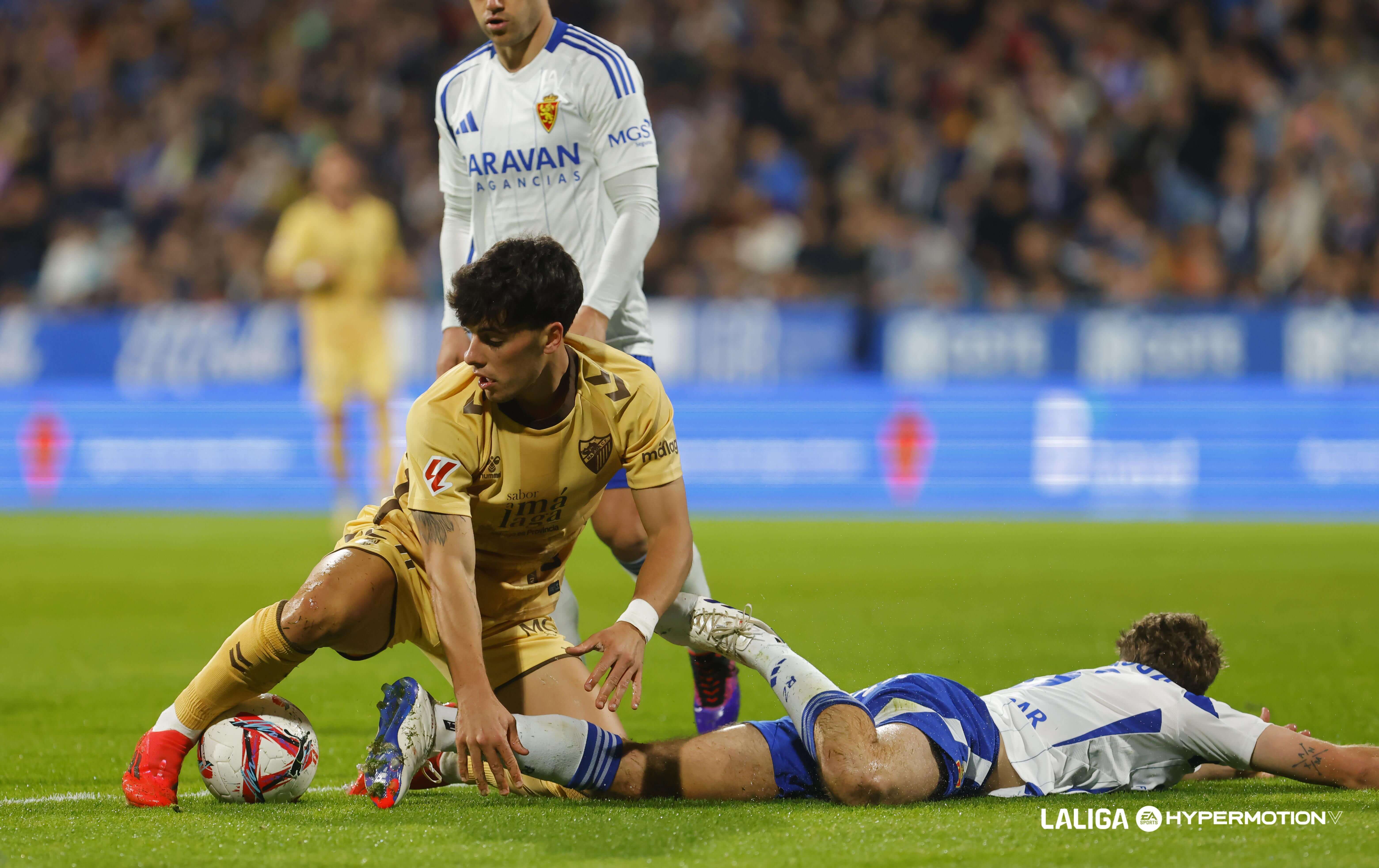 Julen Lobete, en el Real Zaragoza - Málaga.