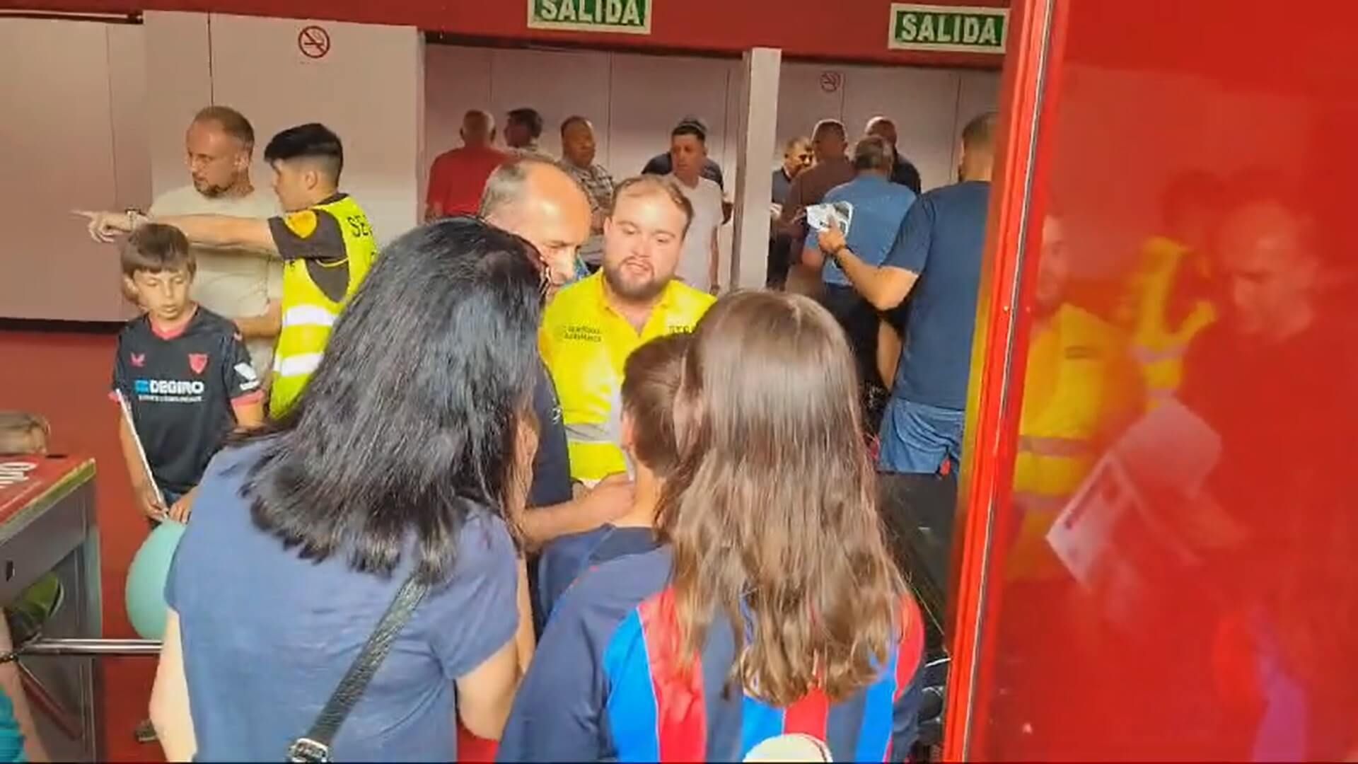 Imágenes de los accesos al Sánchez-Pizjuán.