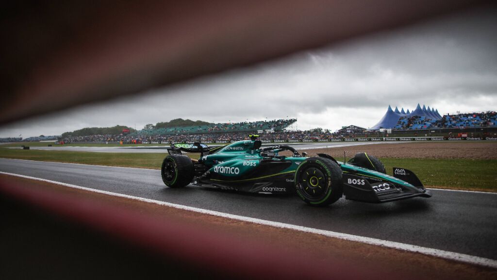  Fernando Alonso, en el Gran Premio de Silverstone.