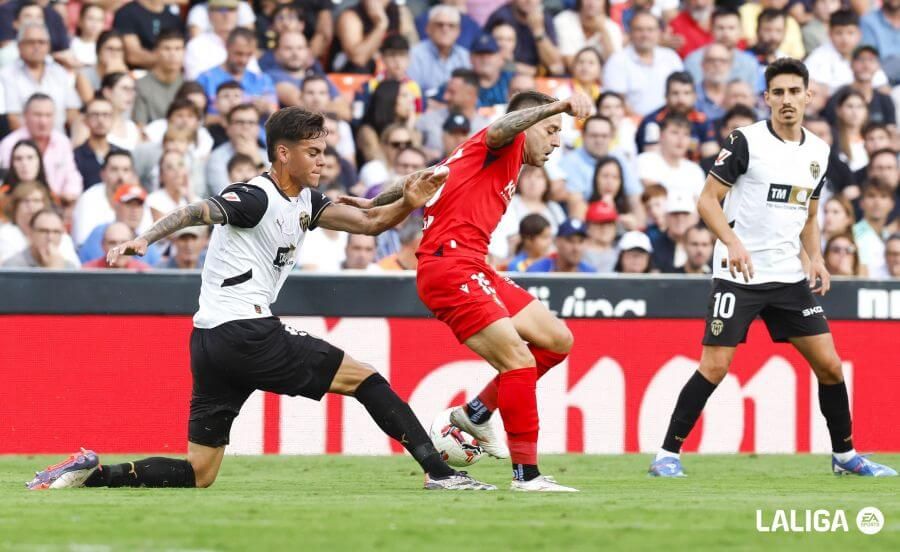 Andrá Almeida, ante el CA Osasuna.