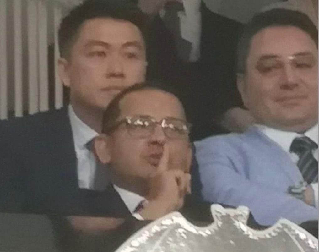 Anil Murthy manda callar a Mestalla