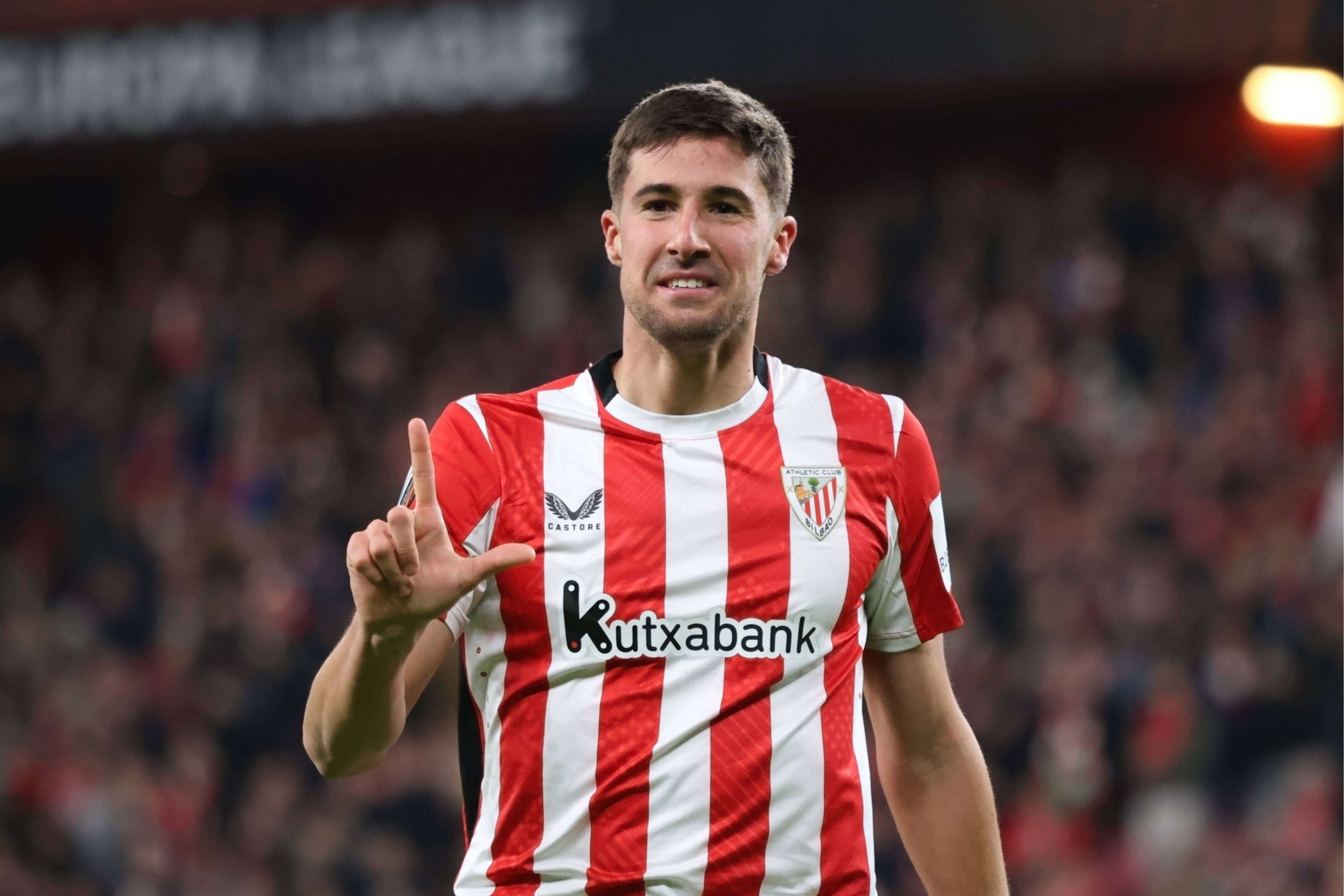  Javi Martón celebra su gol en el Athletic-Viktoria Plzen.