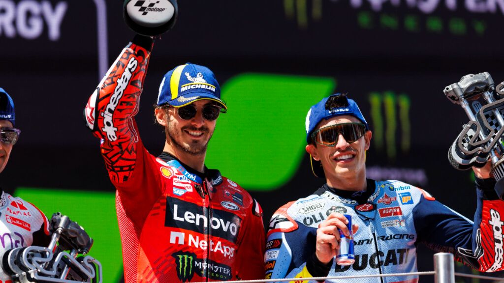  Pecco Bagnaia y Marc Márquez, en un Gran Premio de MotoGP.