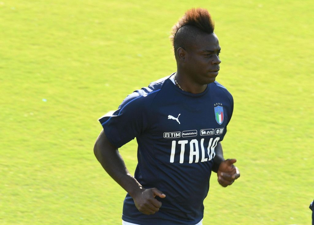  Balotelli, en un entrenamiento de Italia.