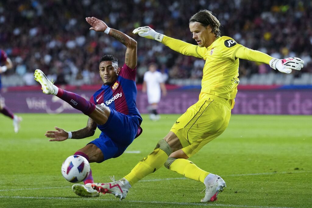  Nyland, ante el Barcelona.