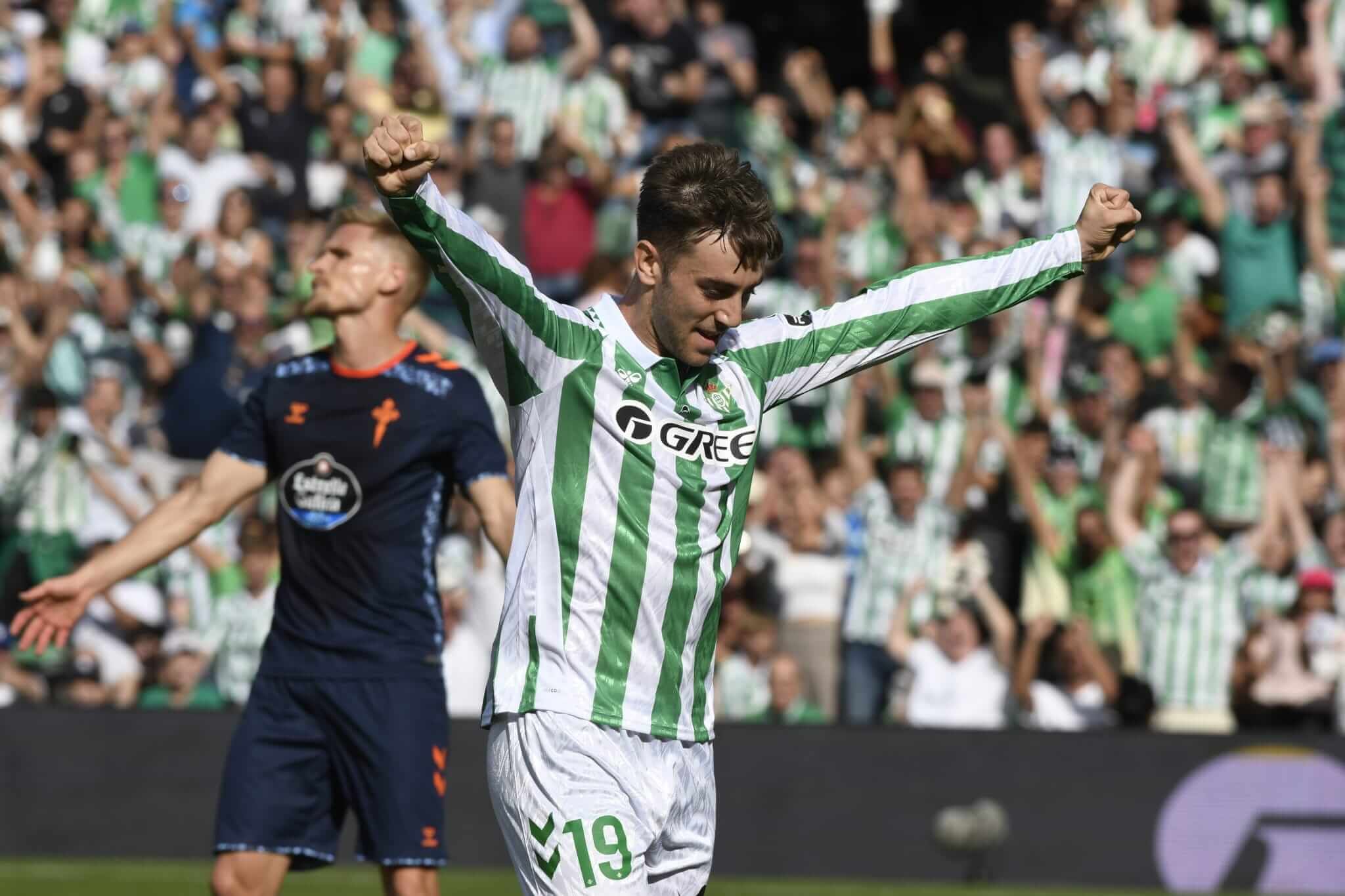  Iker Losada, mediapunta del Real Betis.