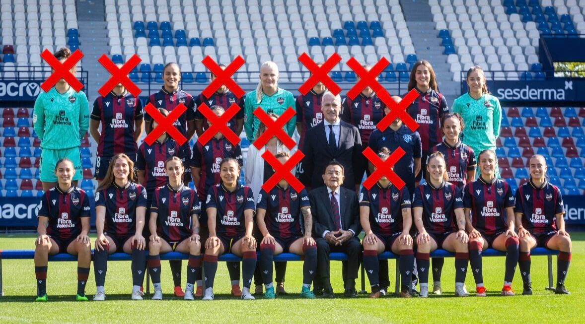 La foto de la plantilla del Levante antes de la conclusión de la pasada temporada. 