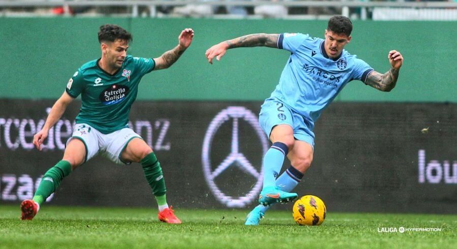 Ander Capa en el Racing de Ferrol - Levante de la pasada temporada.