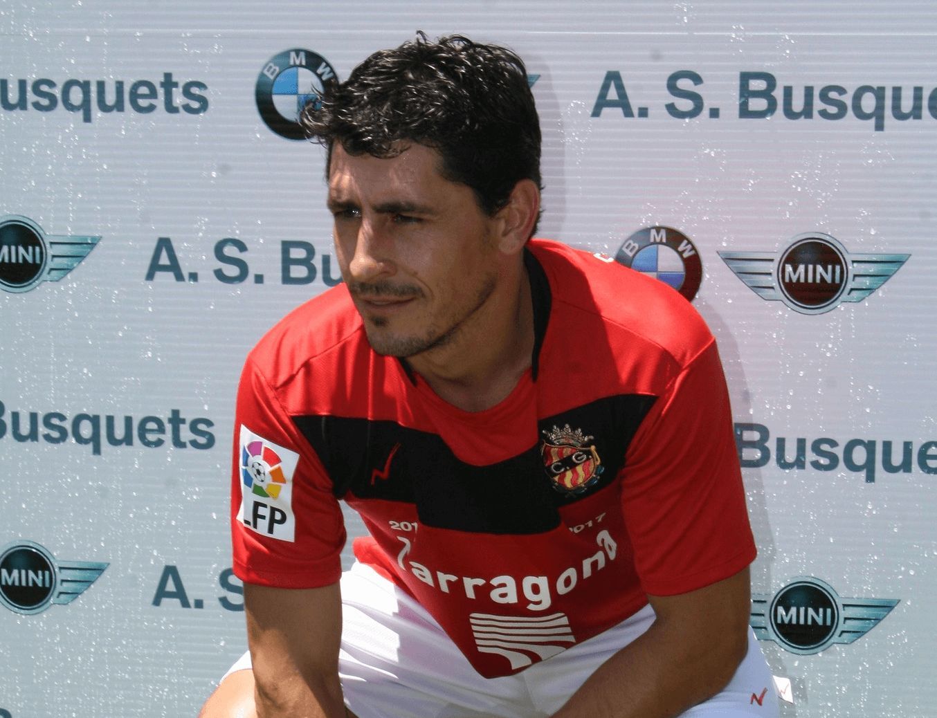  Peragón, el día de su presentación con el Nàstic. (EFE)