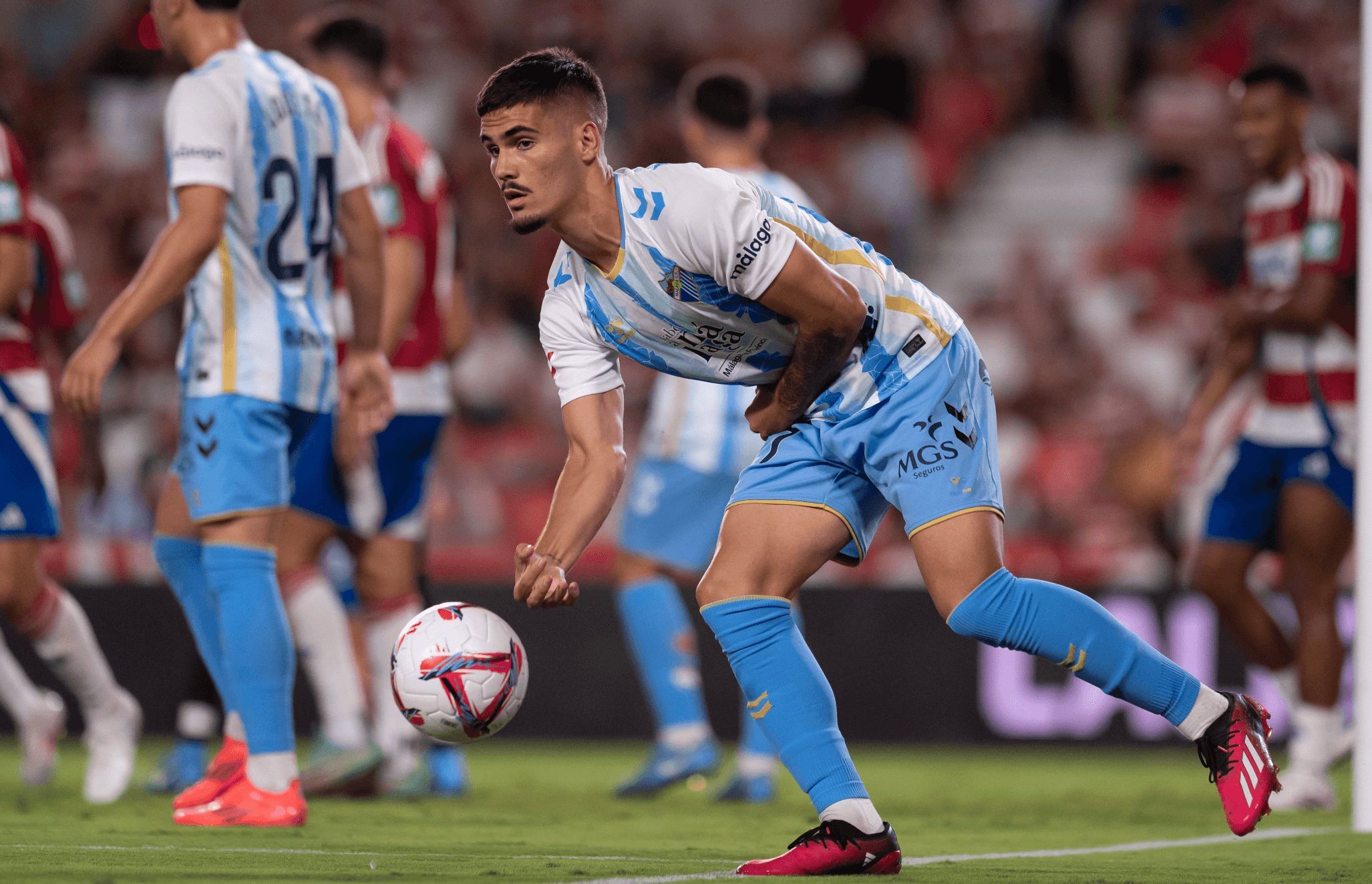 Chupete debutó en Granada con el primer equipo del Málaga.