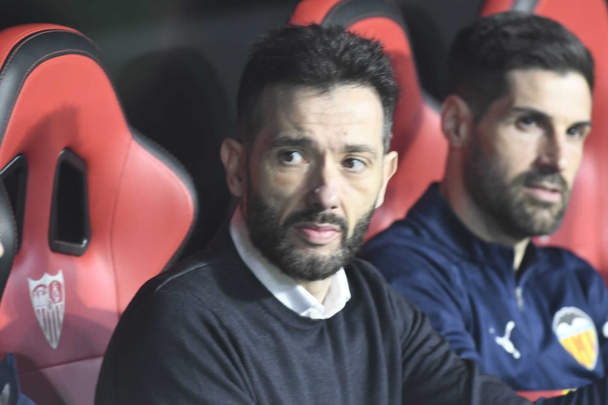  Carlos Corberán, ante el Sevilla FC.