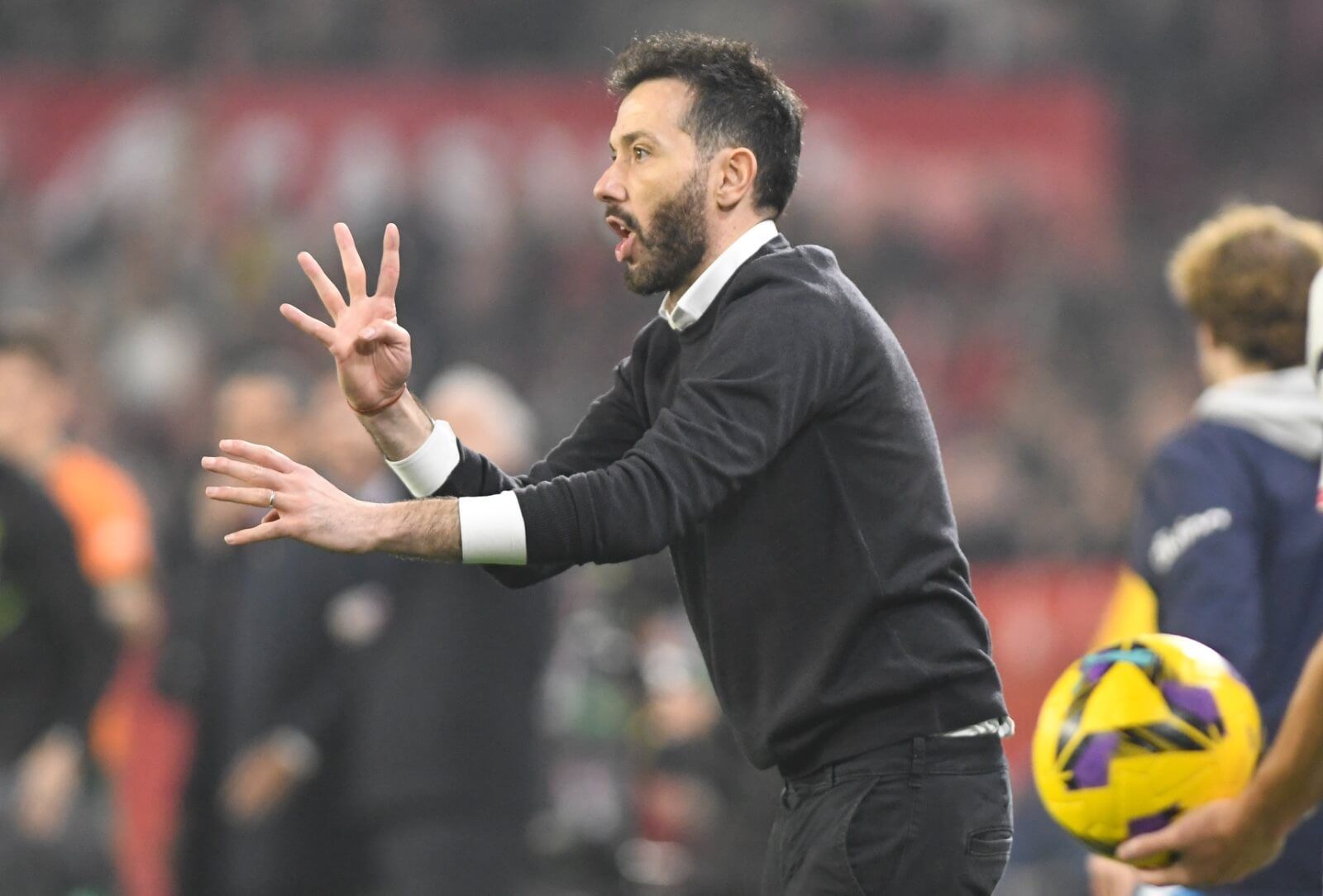  Carlos Corberán, ante el Sevilla FC.