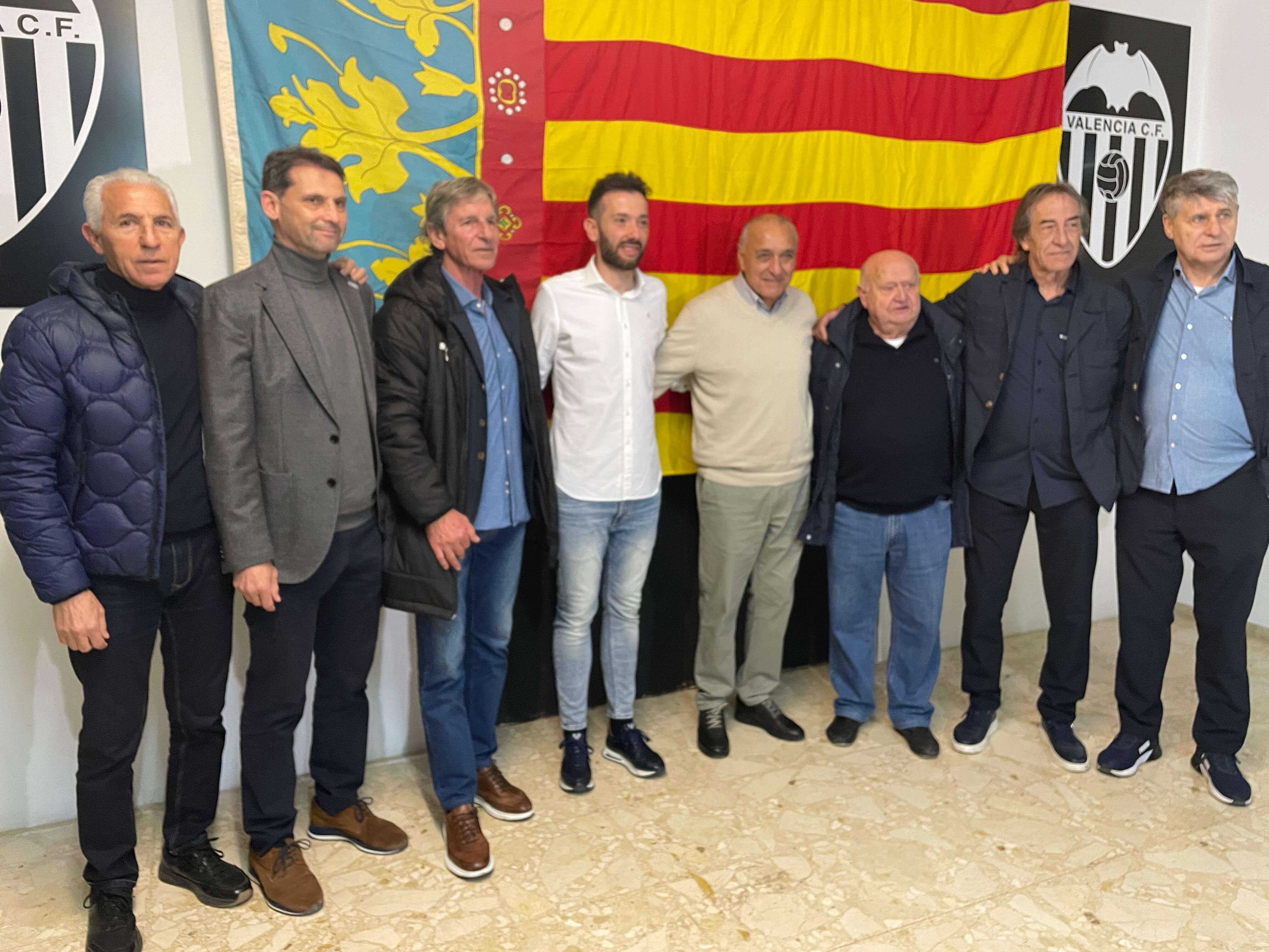  Carlos Corberán en la peña de Cheste