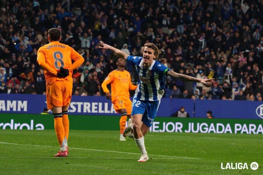  Carlos Romero celebra su gol en el Espanyol-Real Madrid.