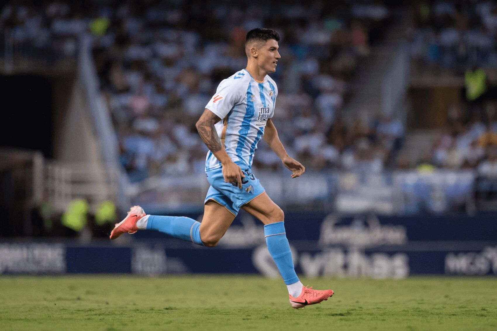 Sergio Castel, en un partido con el Málaga.