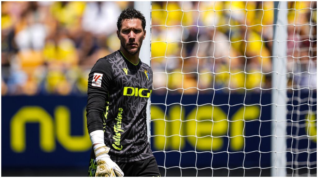 Conan Ledesma, durante un partido con el Cádiz (foto: Europa Press).
