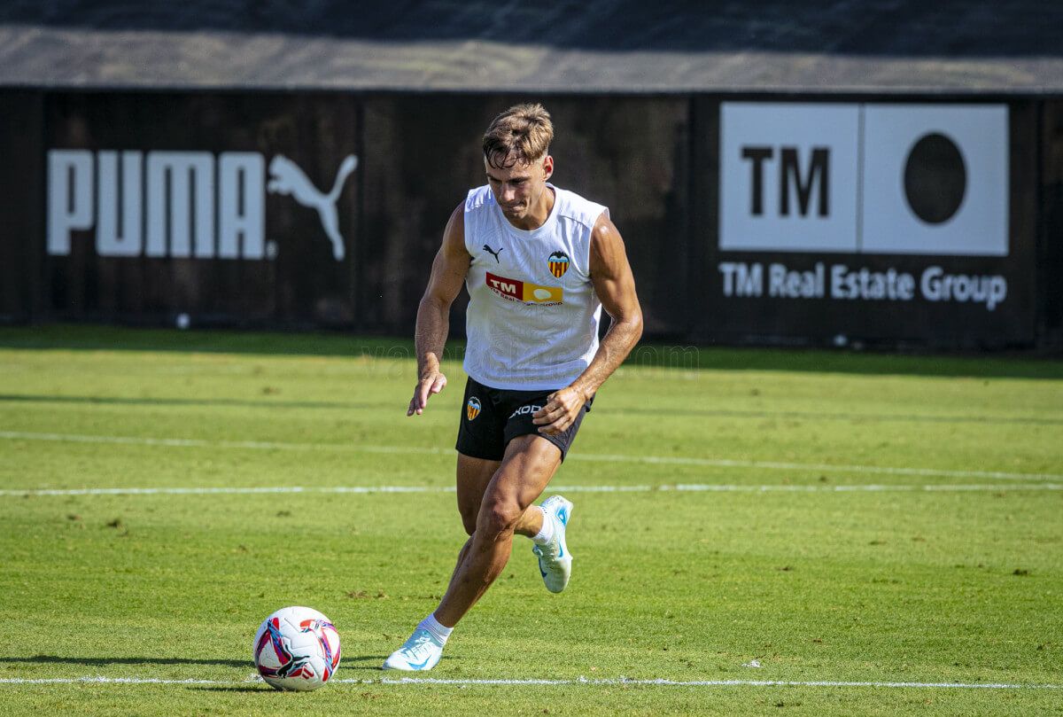  Dani Gómez, en su primer entrenamiento.