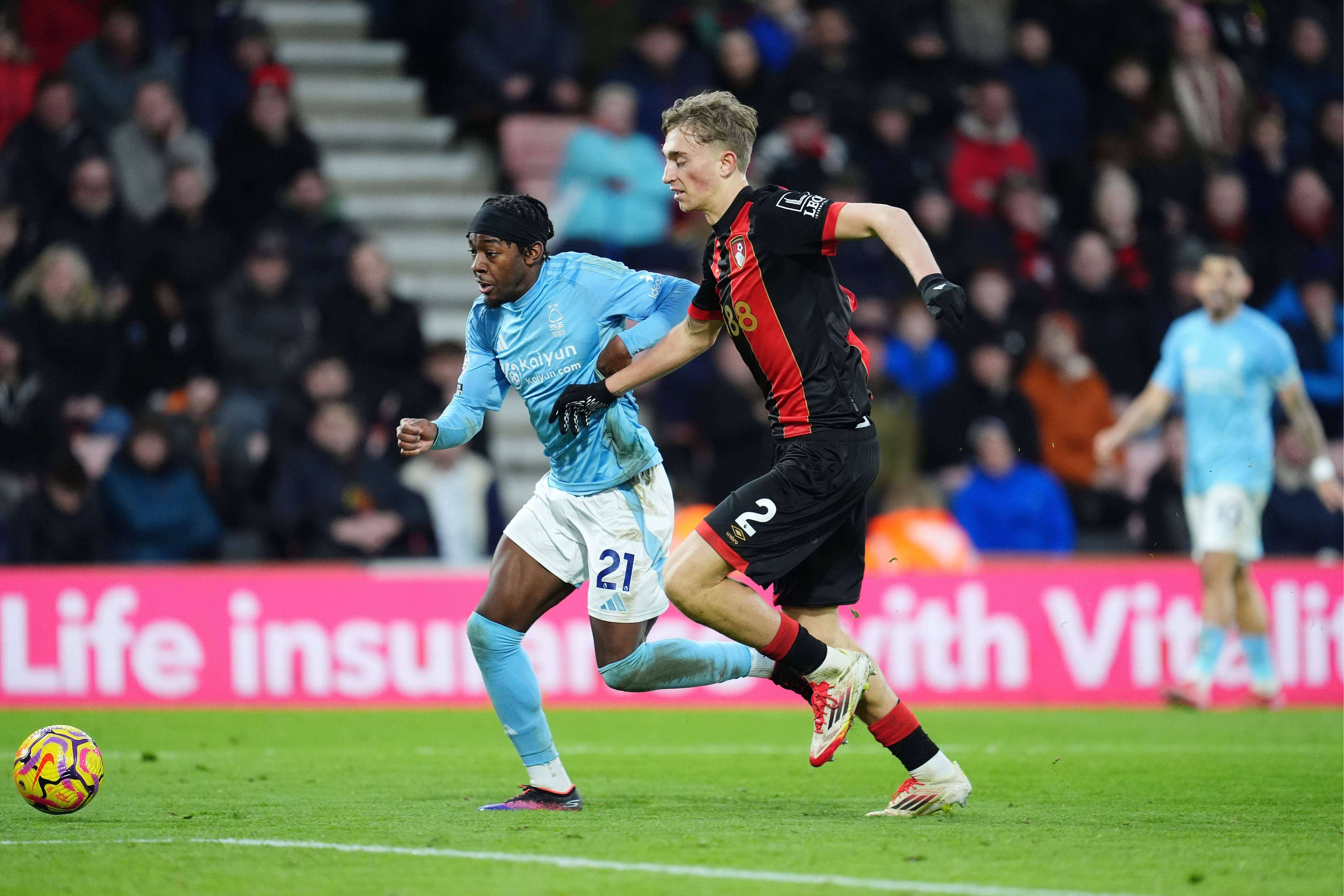 Dean Huijsen, durante un partido con el Bournemouth esta temporada (Foto: Cordon Press).
