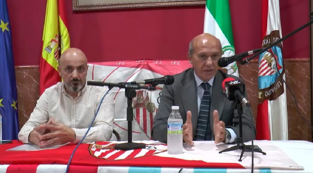  Del Nido Benavente, en la Peña Sevillista de Benacazón.