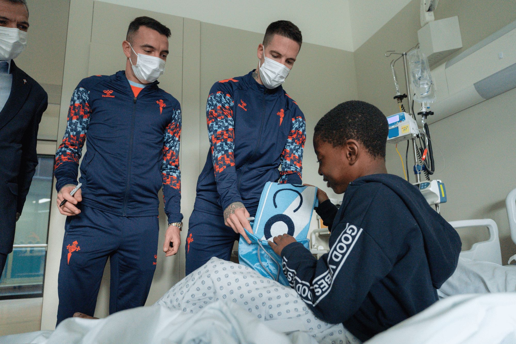 Visita del Celta al Hospital Álvaro Cunqueiro.